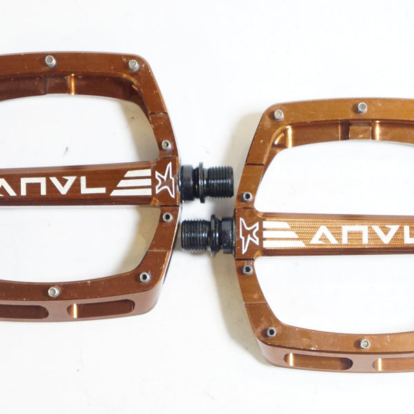 ANVL COMPONENTS 「アンビル コンポーネンツ」 TILT V3 ALUMINUM