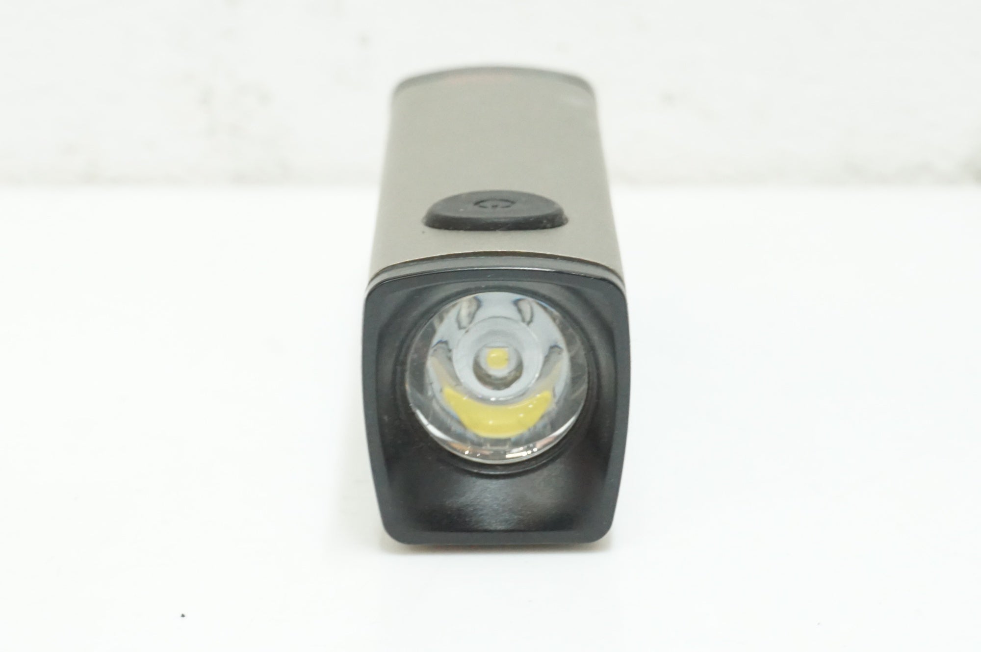 BONTRAGER 「ボントレガー」 ION COMP R 700LUMEN 118g フロントライト / 大宮店