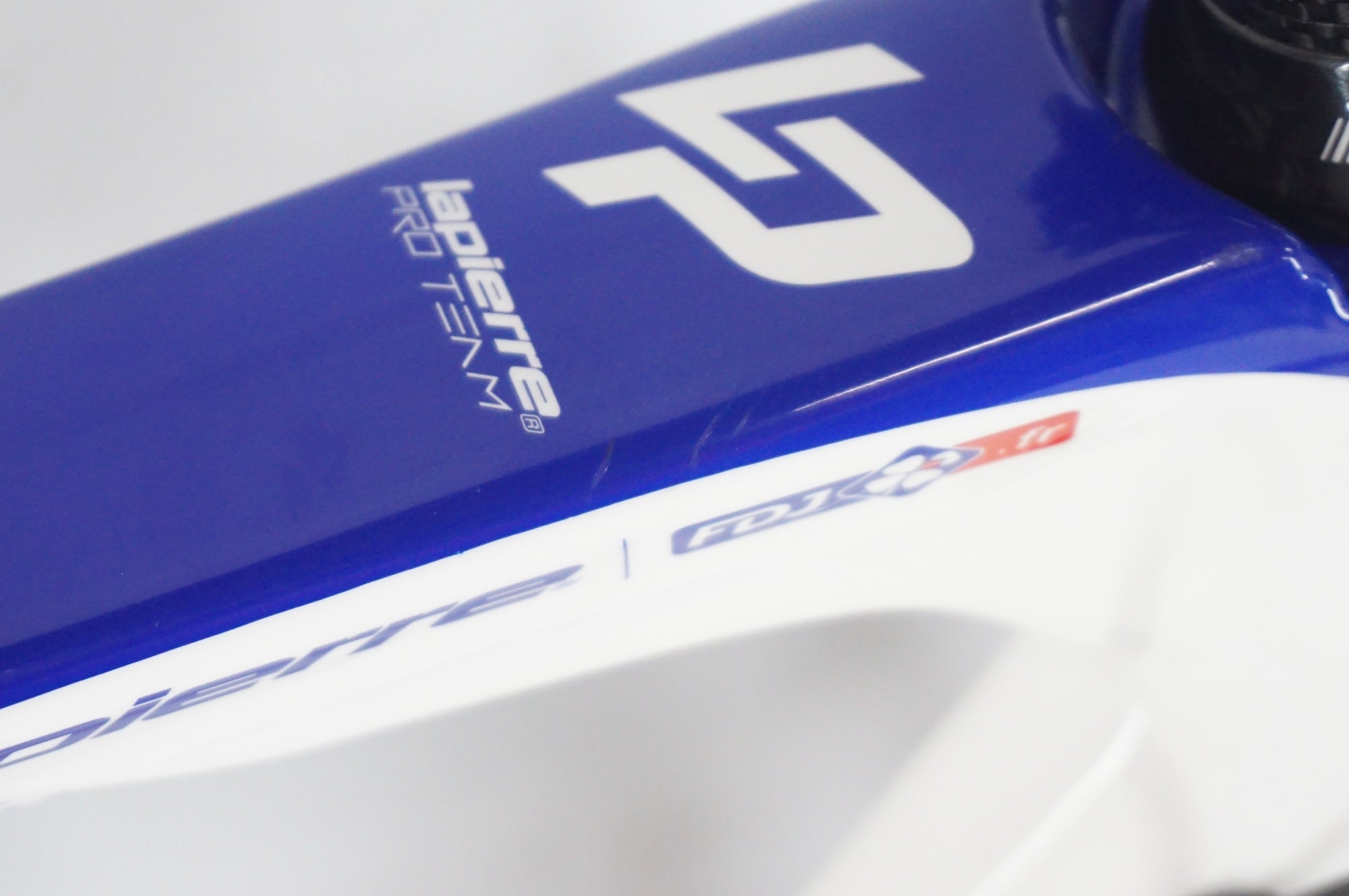 LAPIERRE 「ラピエール」 AIRCODE 500 FDJ MCP 2015年モデル ロード