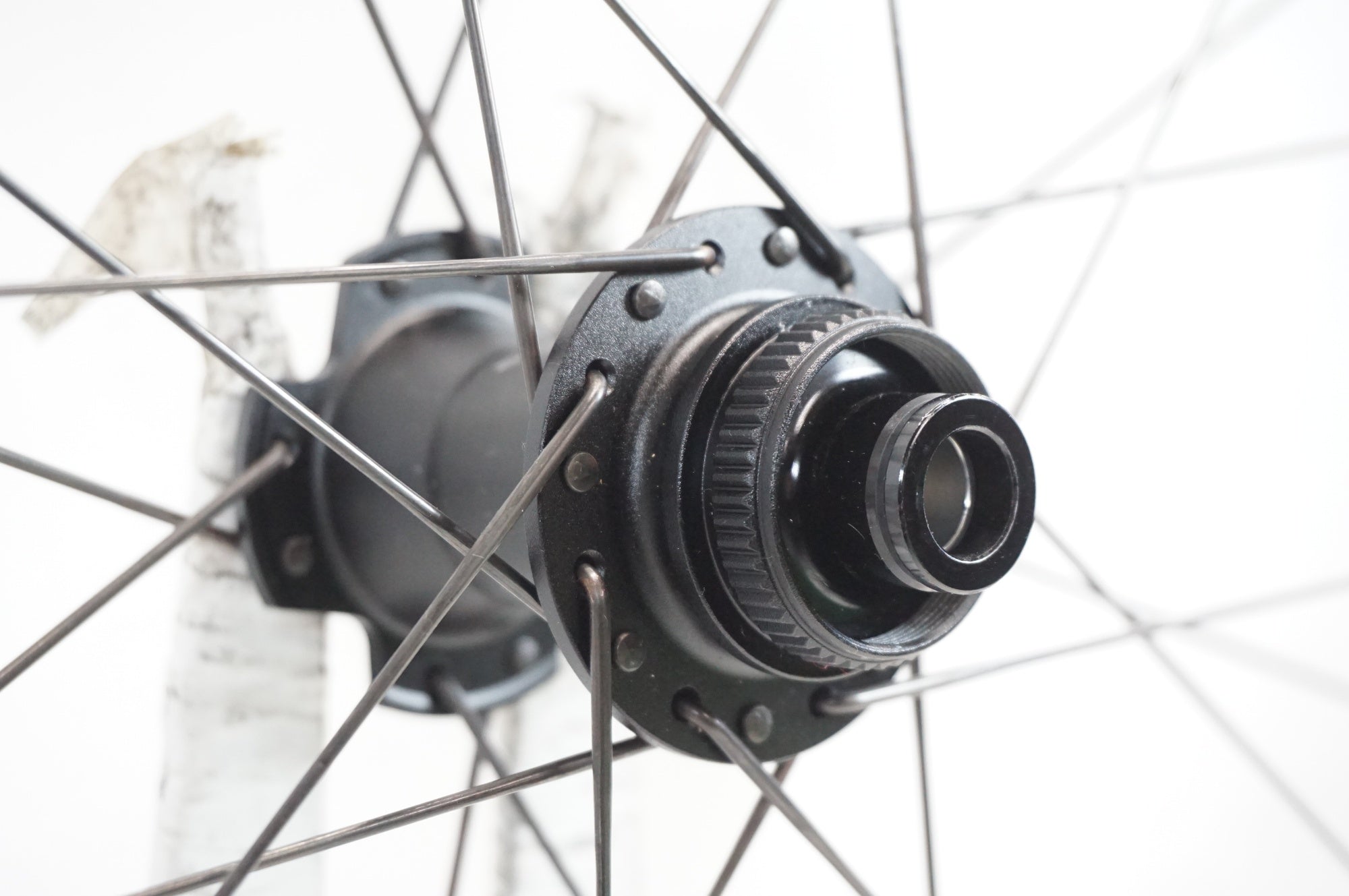VELOMANN 「ベロマン」 PALLADIUM CL DISC TUBELESS SHIMANO 11s