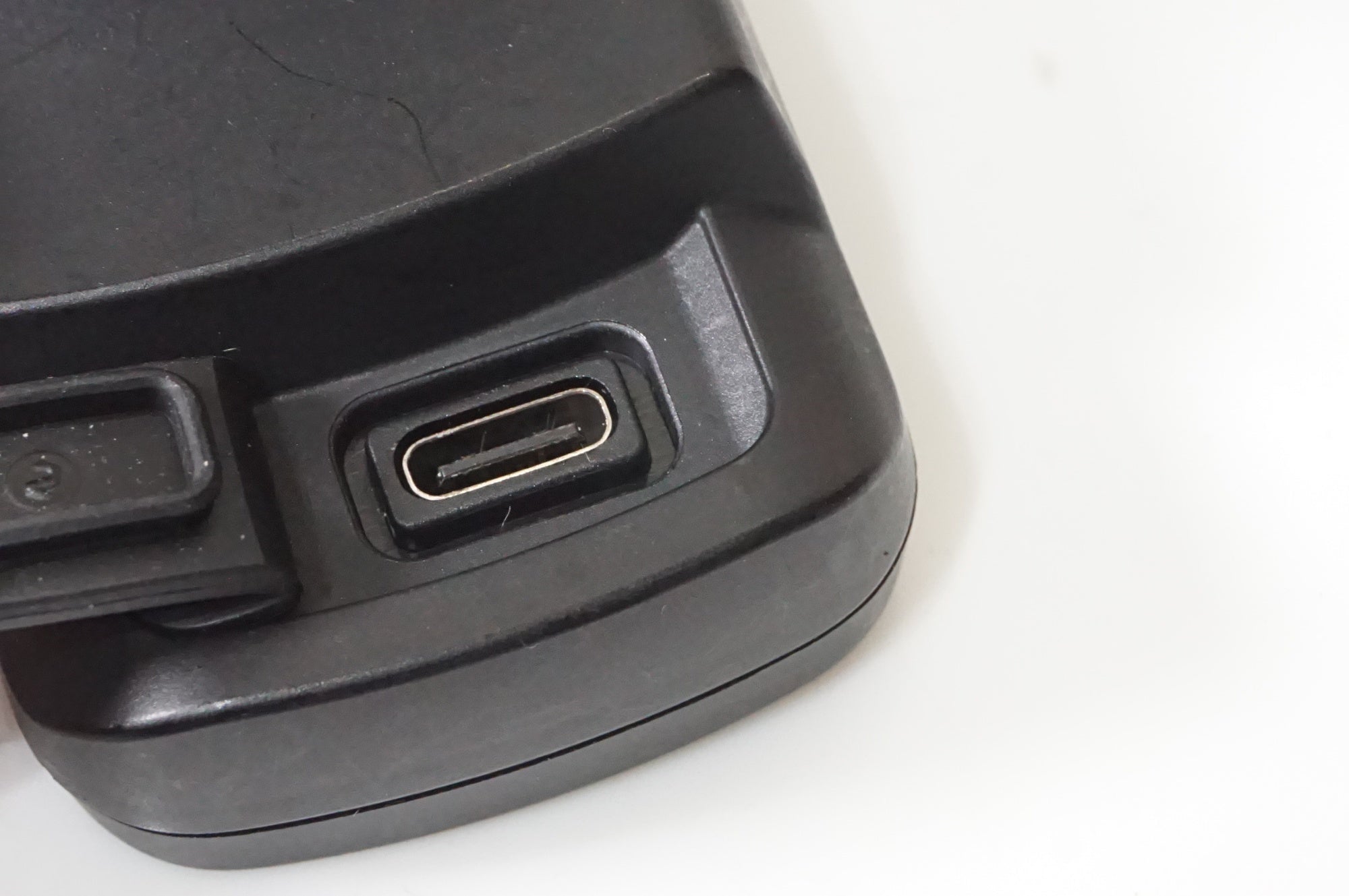 BRYTON 「ブライトン」 GARDIA R300L リアライト / AKIBA店