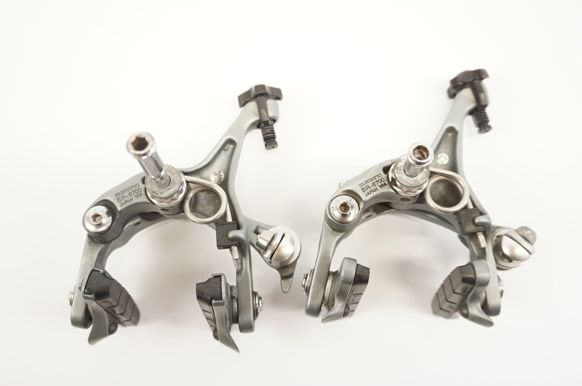 SHIMANO 「シマノ」 ULTEGRA BR-6700 キャリパーブレーキ