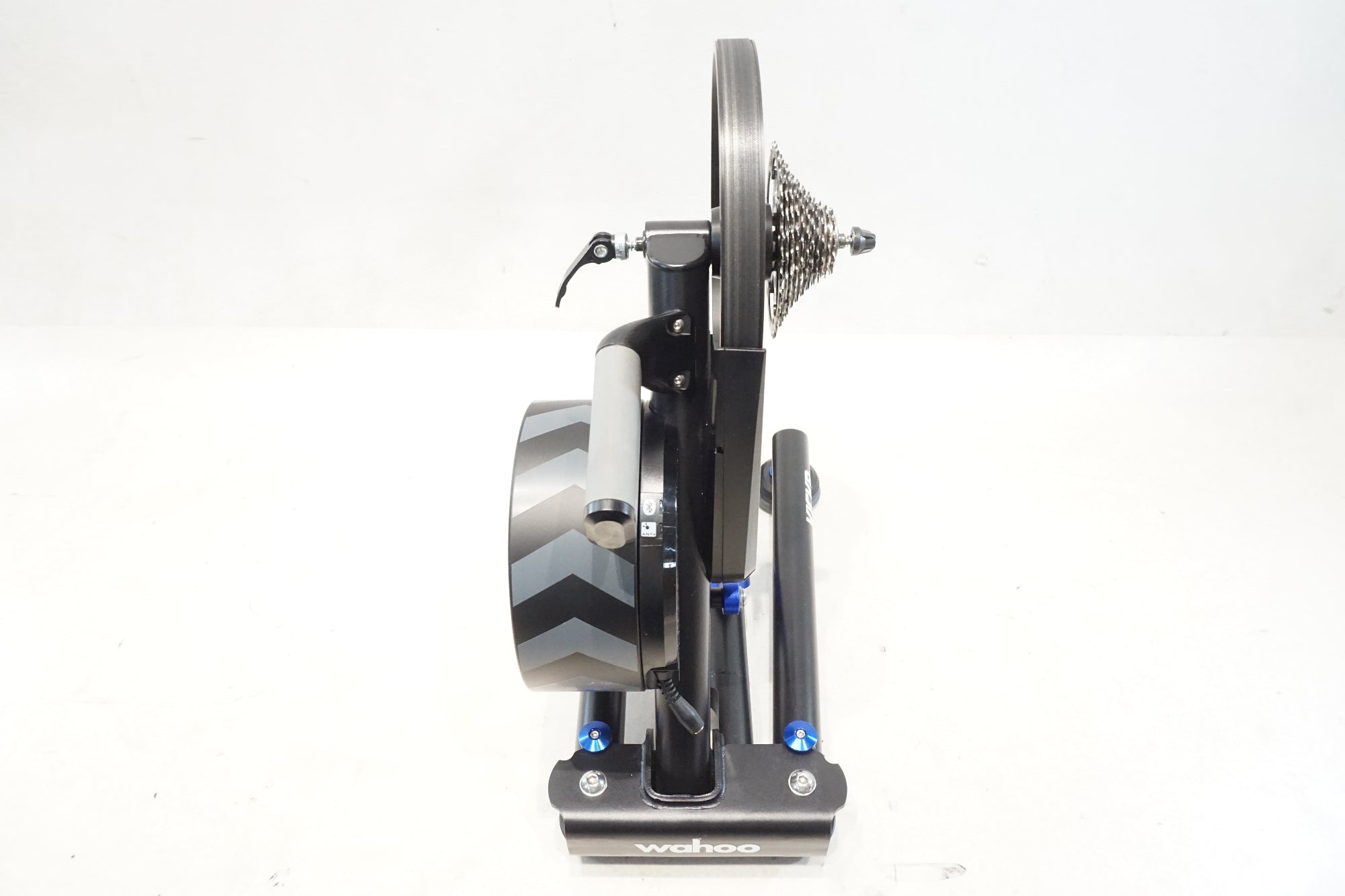 WAHOO 「ワフー」 KICKR V5 サイクルトレーナー / 横浜戸塚店