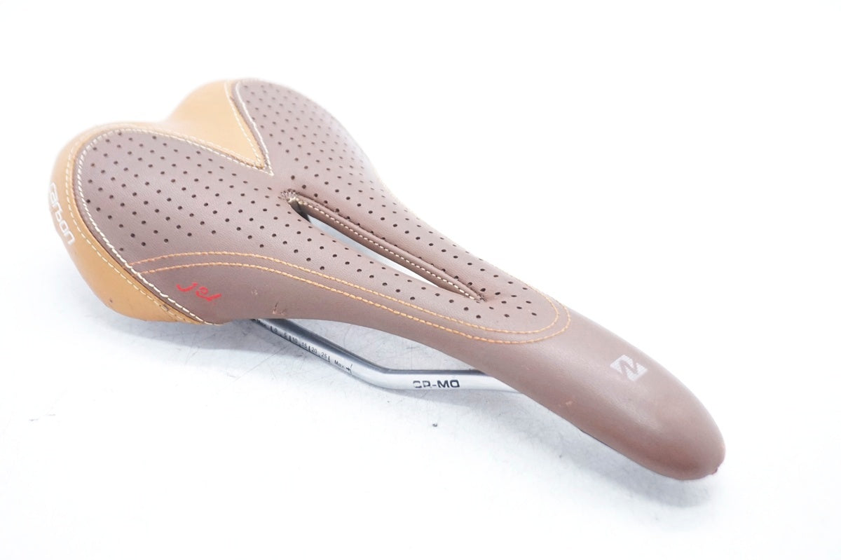 VELO 「ベロ」 GEL サドル / 大阪門真店