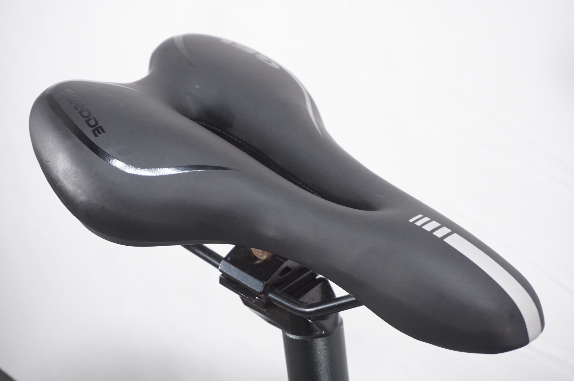 CANNONDALE 「キャノンデール」 BADBOY9 2012年頃 クロスバイク / AKIBA店