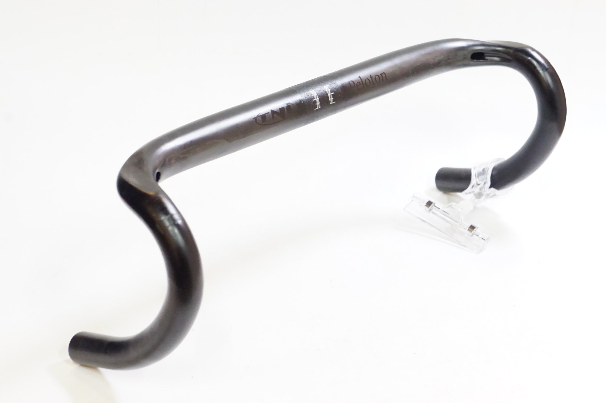 TNI 「ティーエヌアイ」 PELOTON φ31.8 420mm ハンドル / 熊谷本店