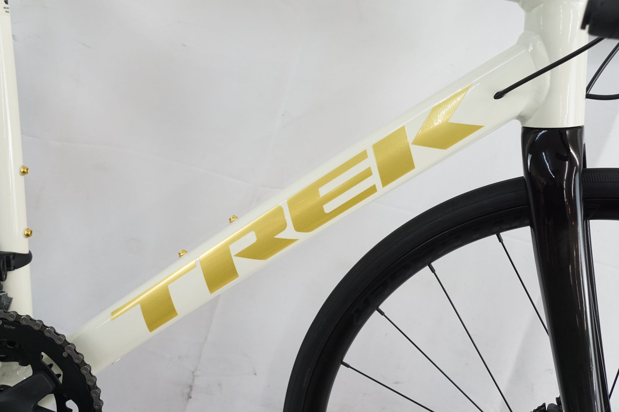 TREK 「トレック」 DOMANE AL4 GEN3 2022年モデル ロードバイク / バイチャリ浦和ベース