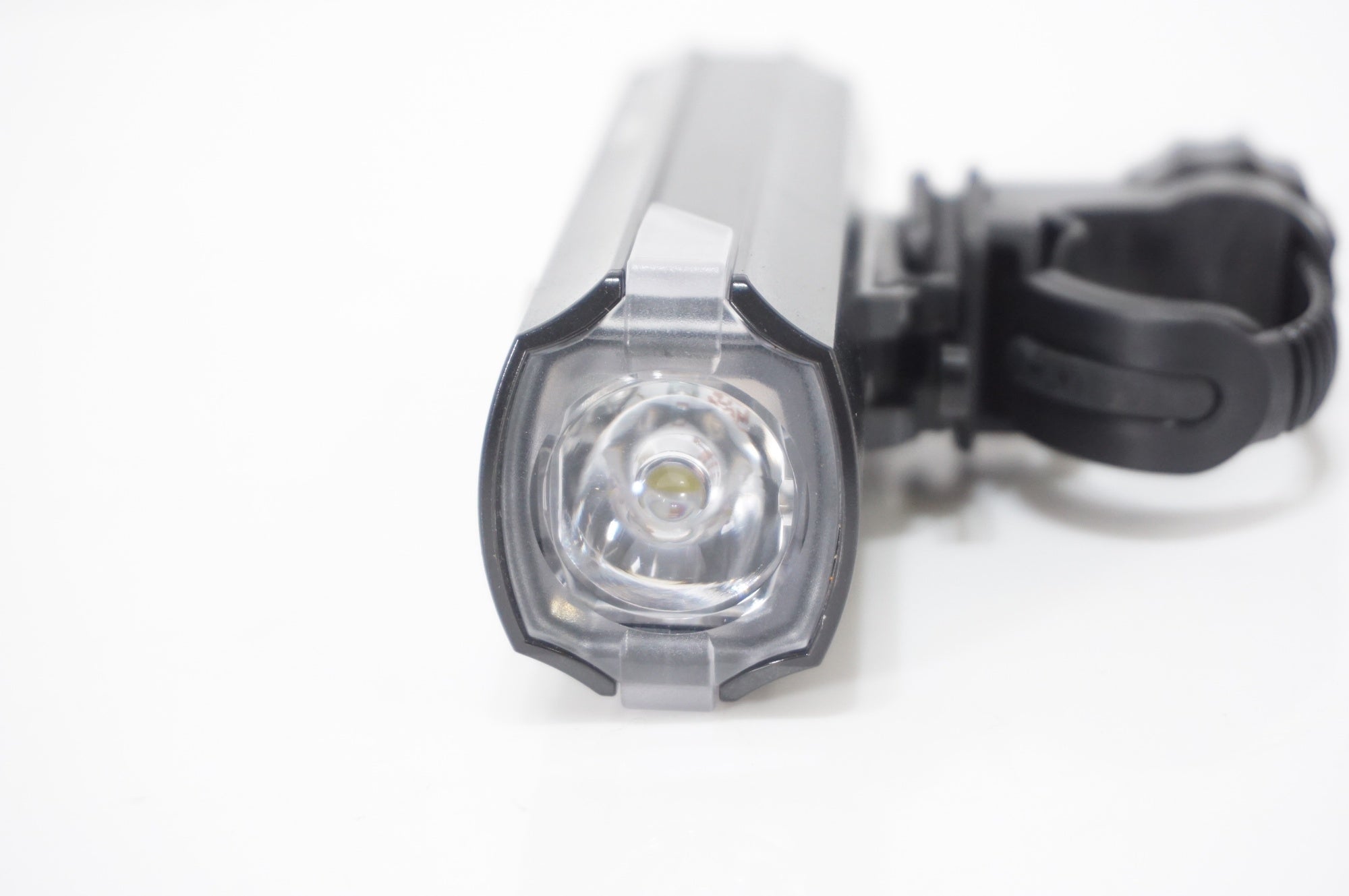 CATEYE 「キャットアイ」 AMPP300N フロントライト / AKIBA店