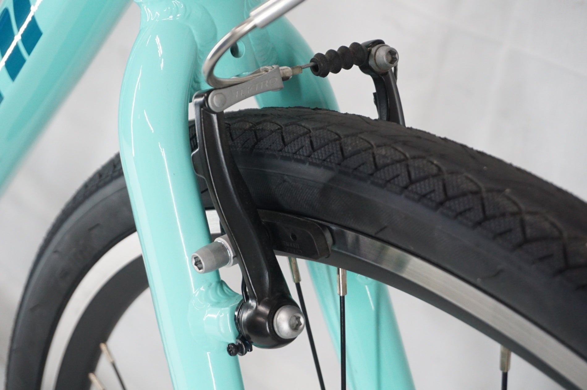 BIANCHI 「ビアンキ」 C-SPORT1 2025年モデル クロスバイク / 阪急塚口店