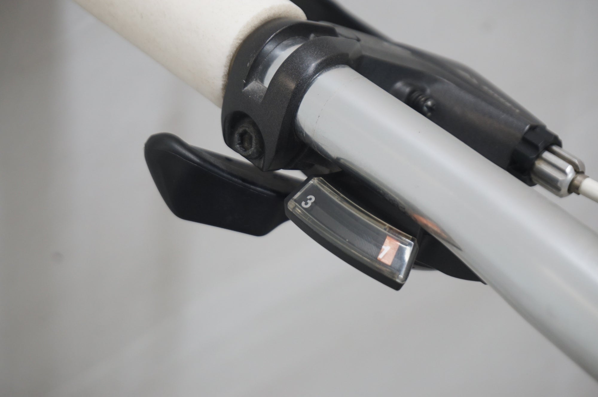 GIANT 「ジャイアント」 ESCAPE AIR 2015年モデル クロスバイク / 福岡店