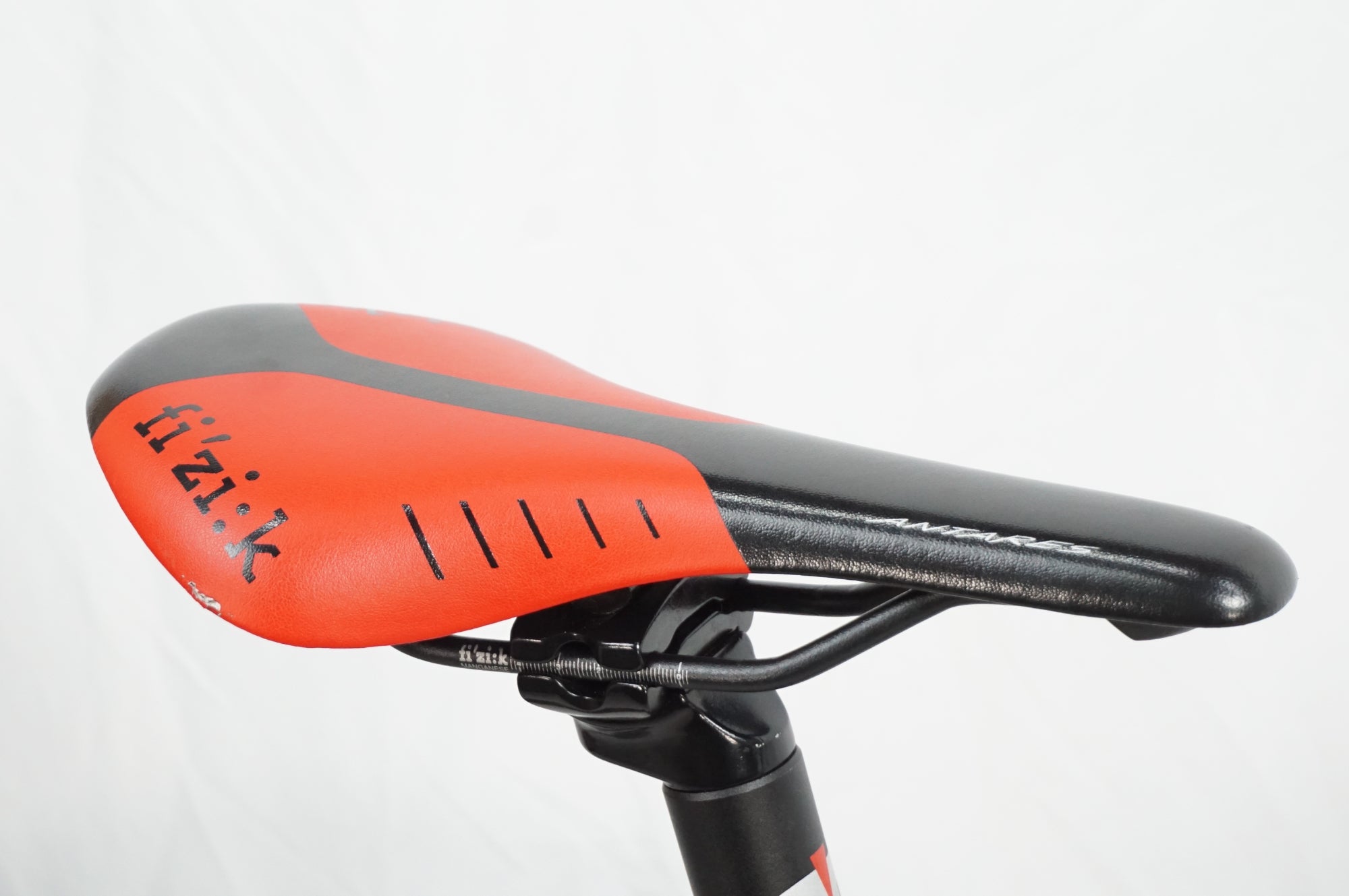 PINARELLO 「ピナレロ」 NEOR 2018年モデル ロードバイク / 川越店