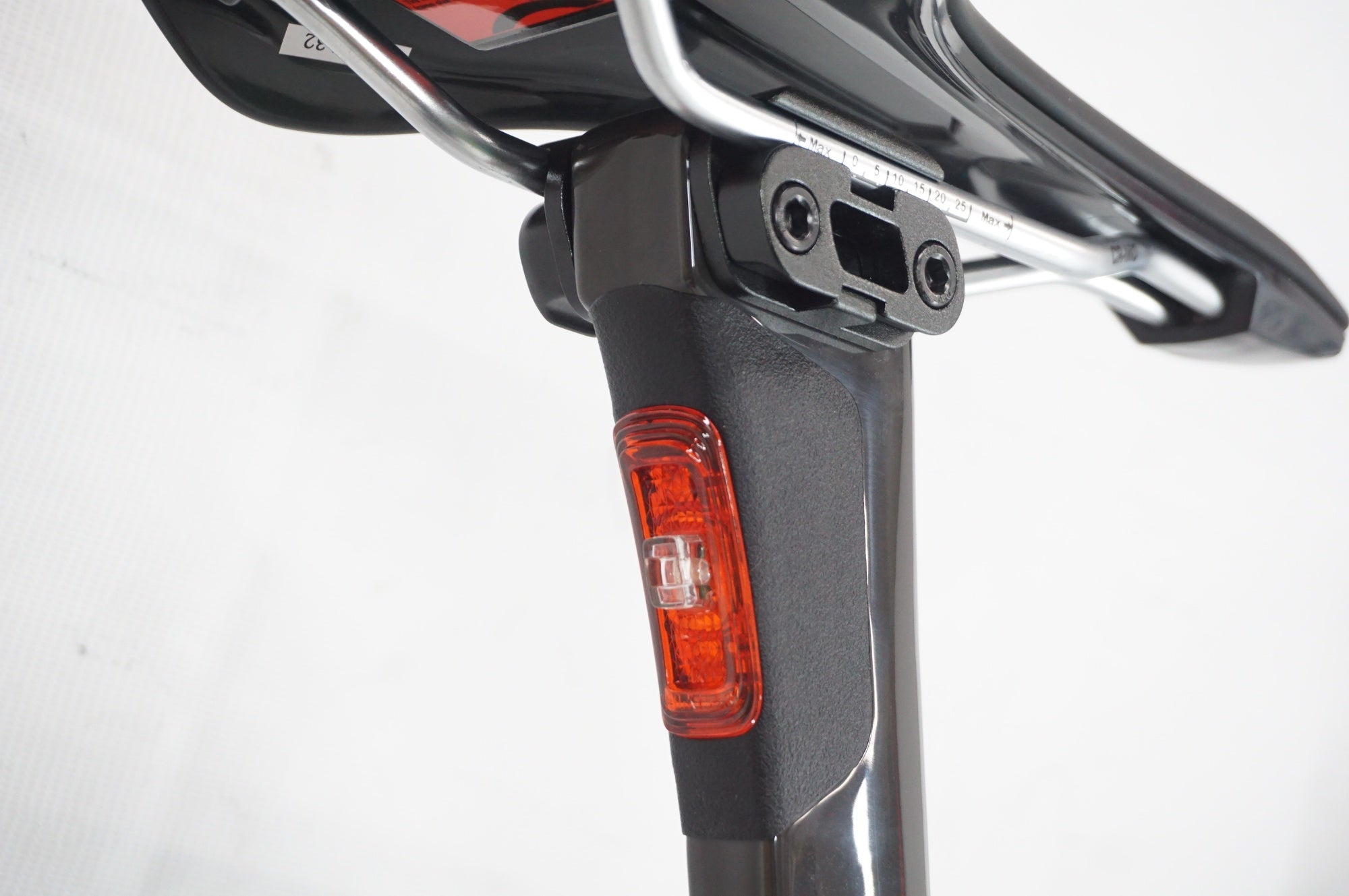 MERIDA 「メリダ」 REACTO 4000 2024年モデル ロードバイク / 阪急塚口店