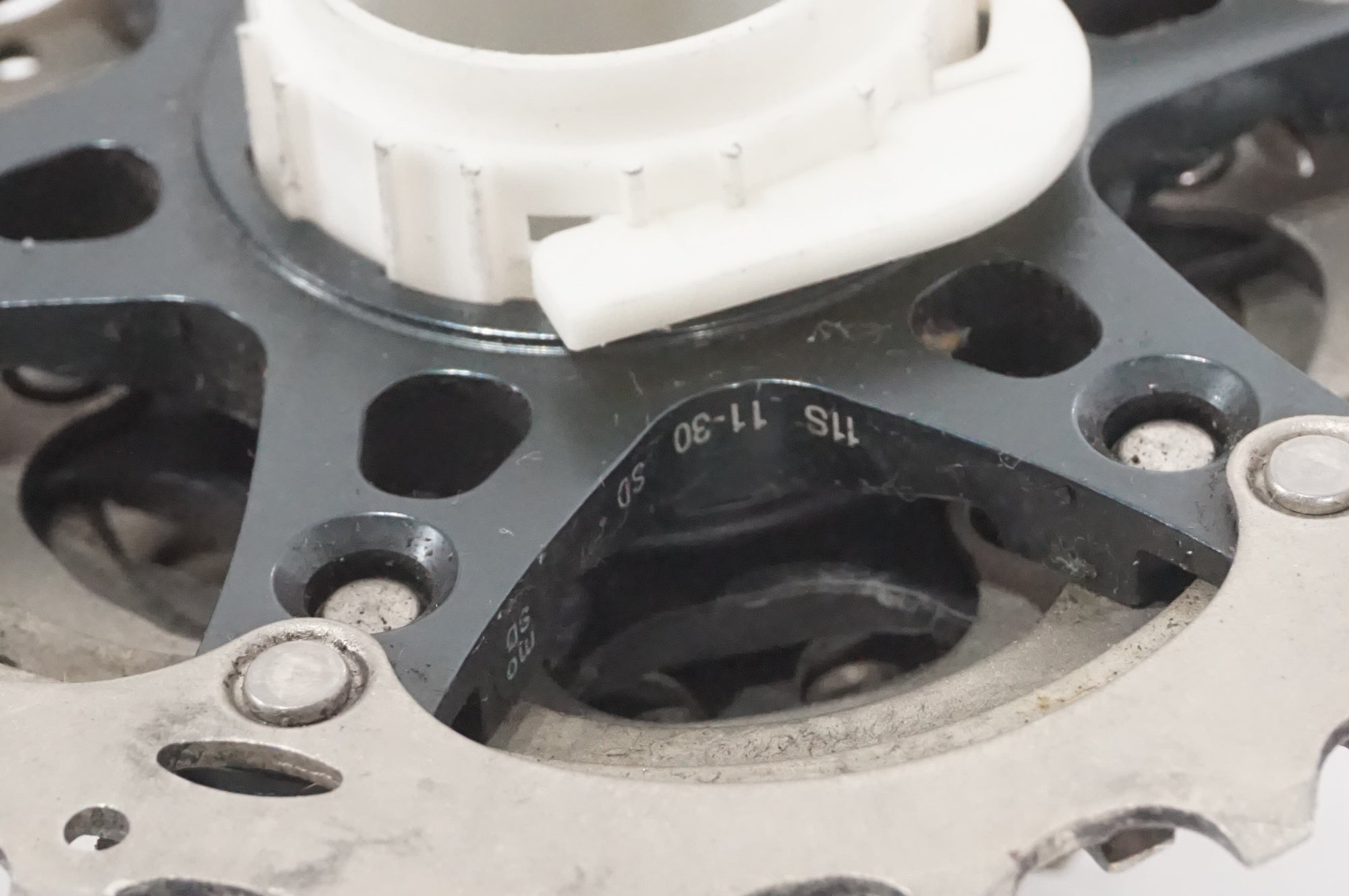 SHIMANO 「シマノ」 ULTEGRA CS-R8000 11-30T スプロケット / AKIBA店