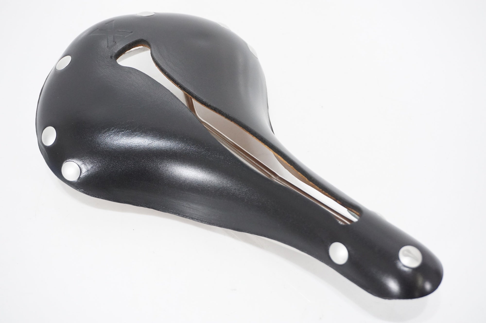 SELLE ANATOMICA 「セラ アナトミカ」 X2 サドル / AKIBA店