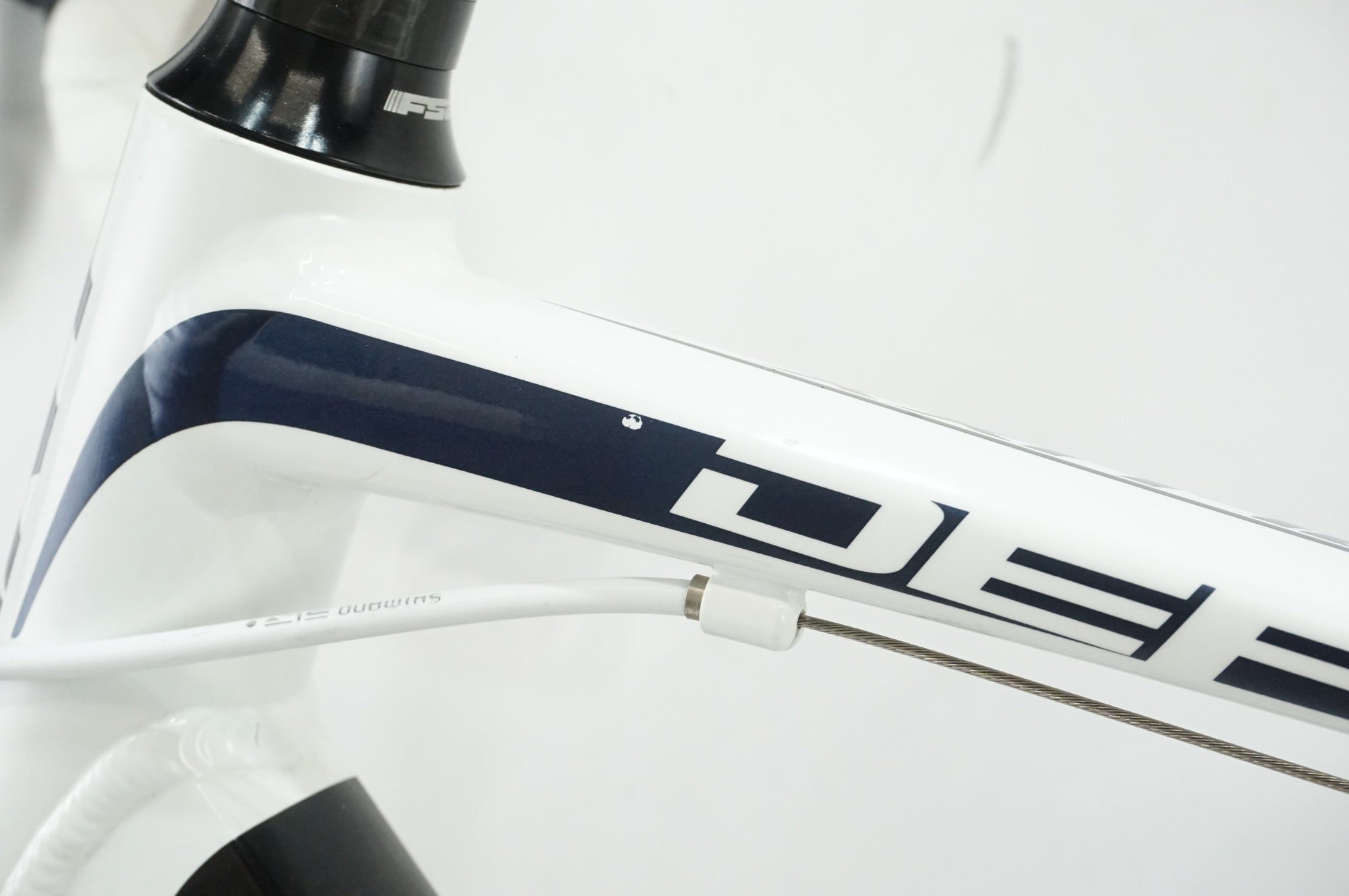 ロードバイク ジャイアントDEFY3　 2013年モデル純正 GIANT 「ジャイアント」 DEFY3 2013年モデル ロードバイク