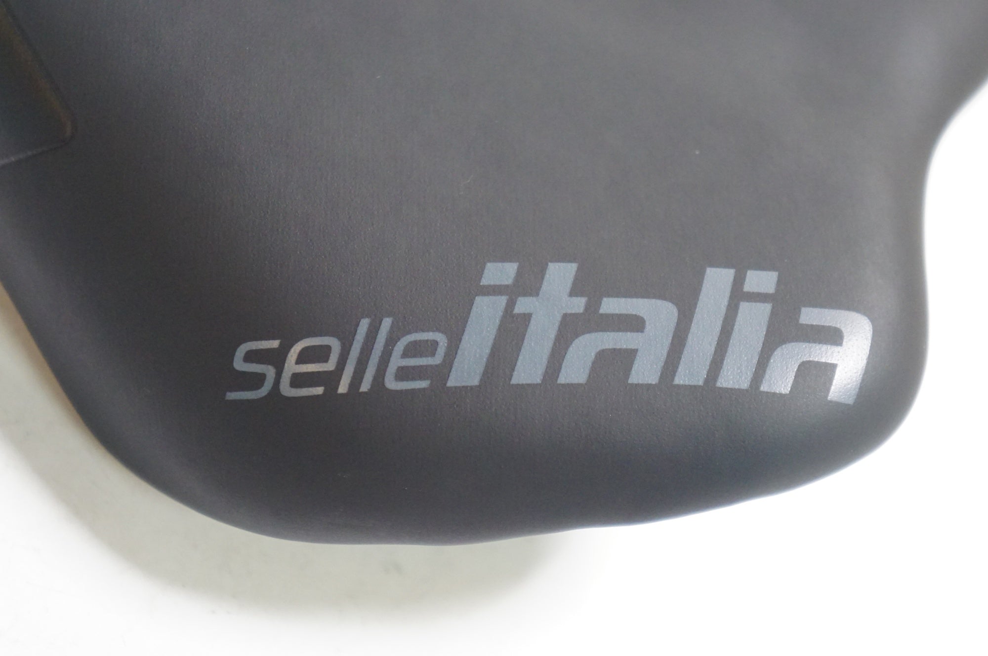 SELLE ITALIA 「セライタリア」 X3 サドル / 熊谷本店