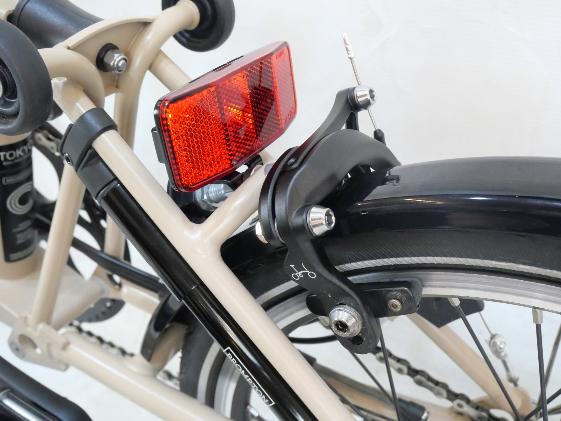 BROMPTON 「ブロンプトン」 C LINE EXPLORE LOW HANDLE 16インチ 2023年モデル 折り畳み自転車 / バイチャリ浦和ベース