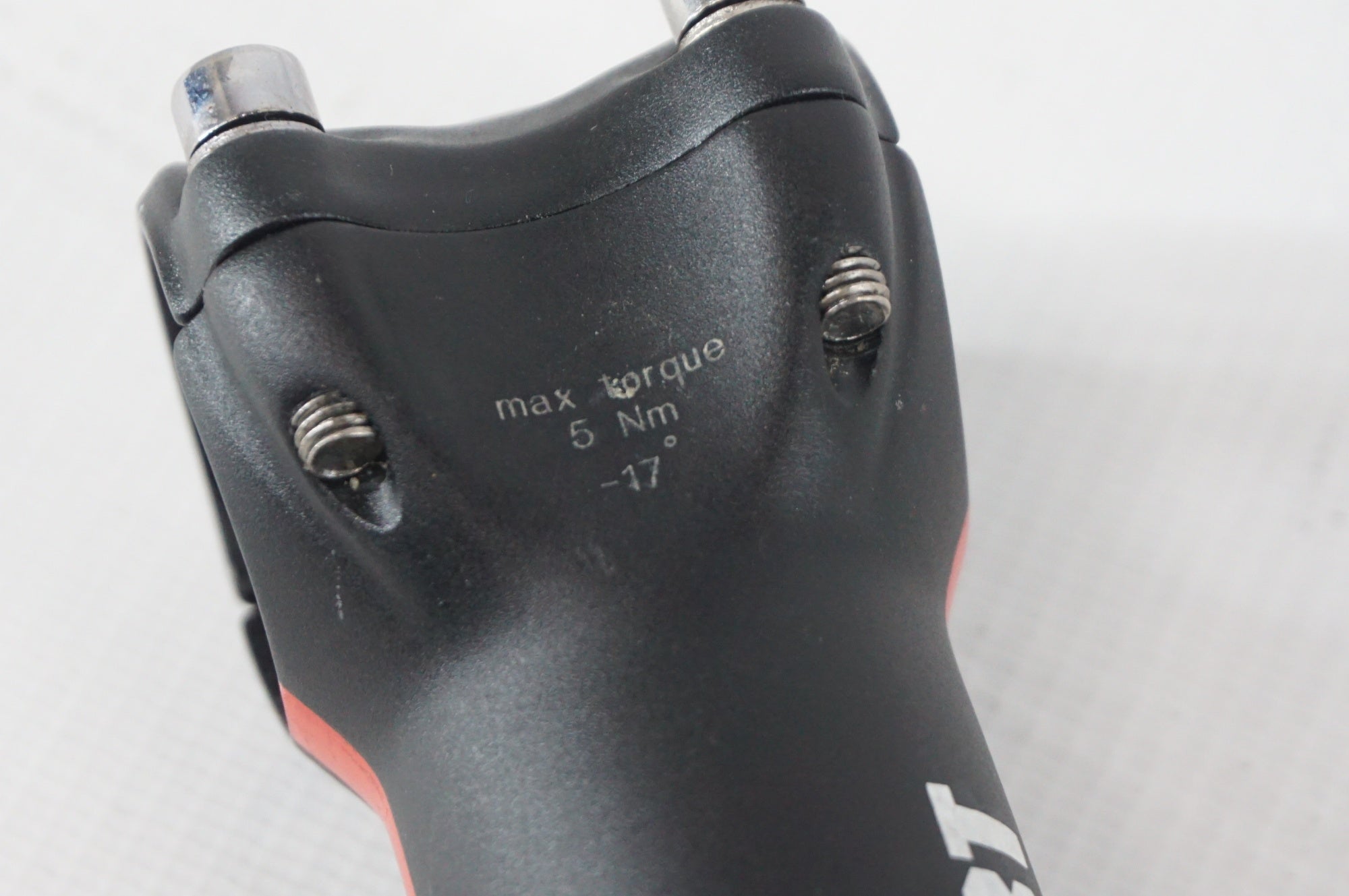 3T 「スリーティー」 ARX-TEAM φ31.8 140mm ステム / 阪急塚口店