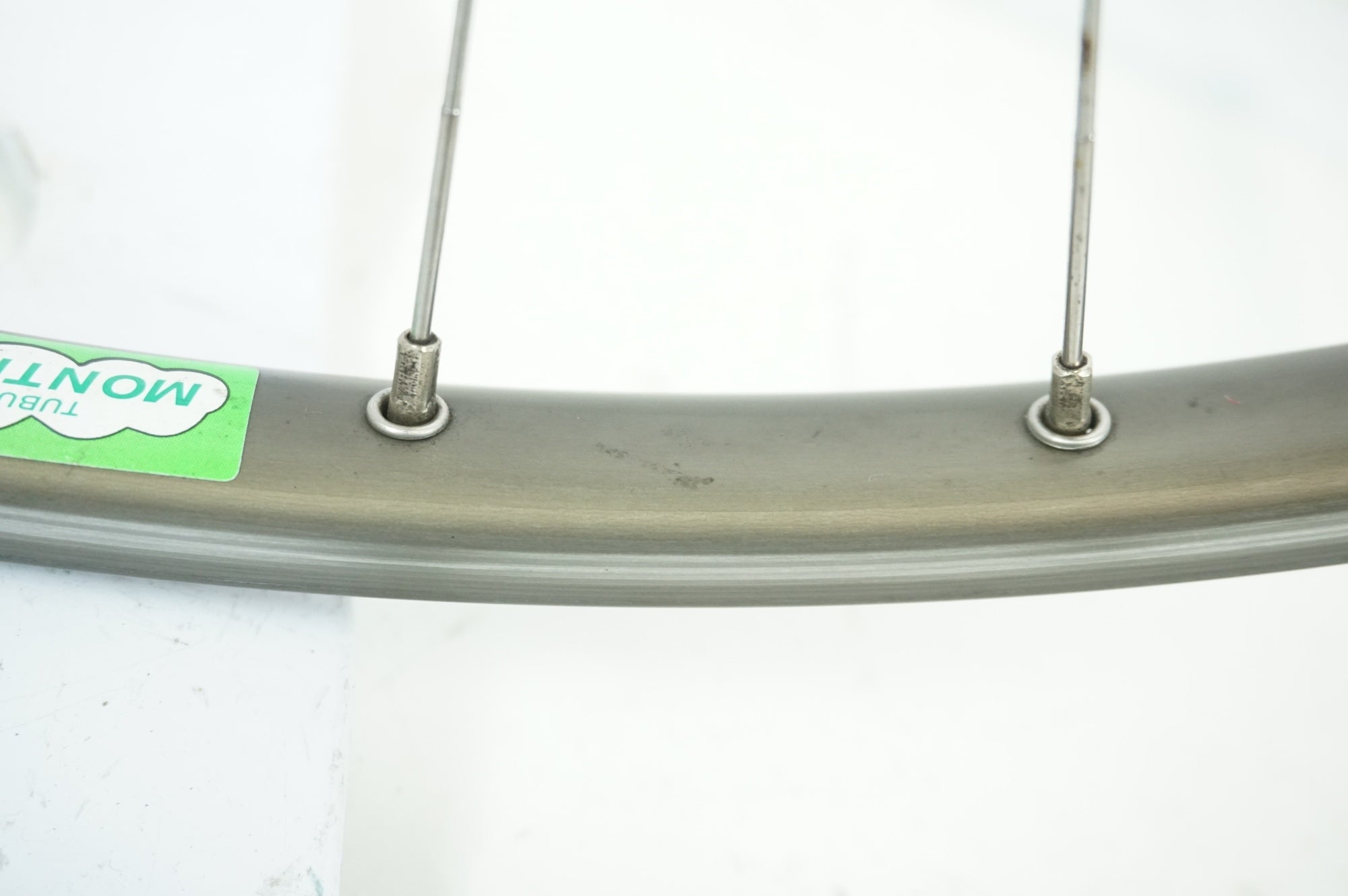 アルテグラ6700系 × AMBROSIO 700cホイール　クリンチャー AMBROSIO 「アンブロッシオ」 MONTREAL リム SHIMANO 6700 ハブ