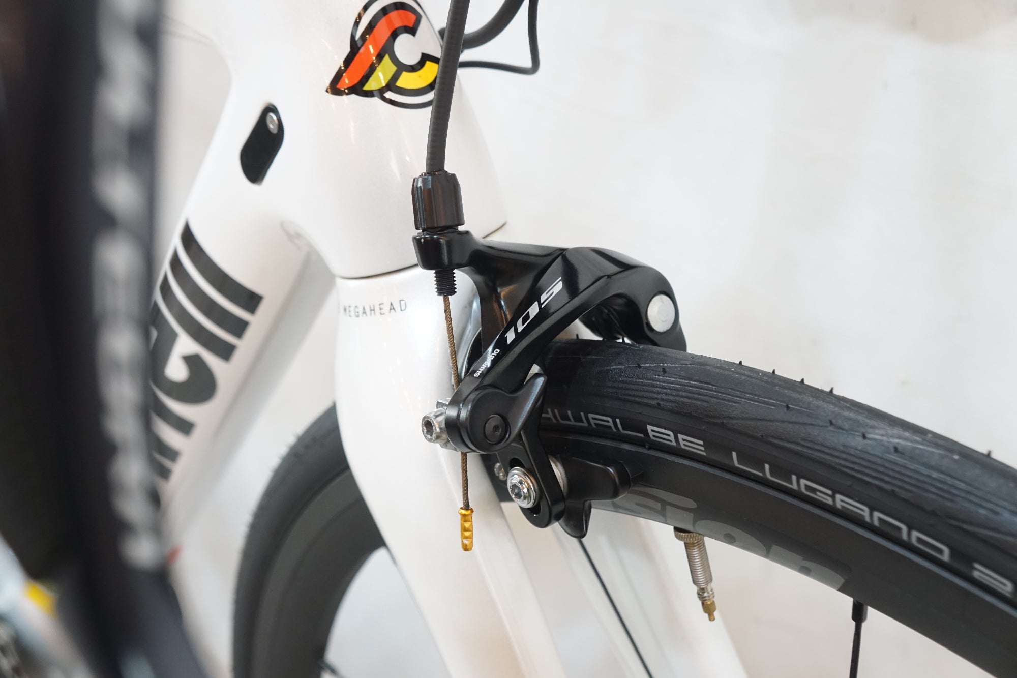 CINELLI 「チネリ」 VELTRIX 2018年モデル ロードバイク / バイチャリ浦和ベース