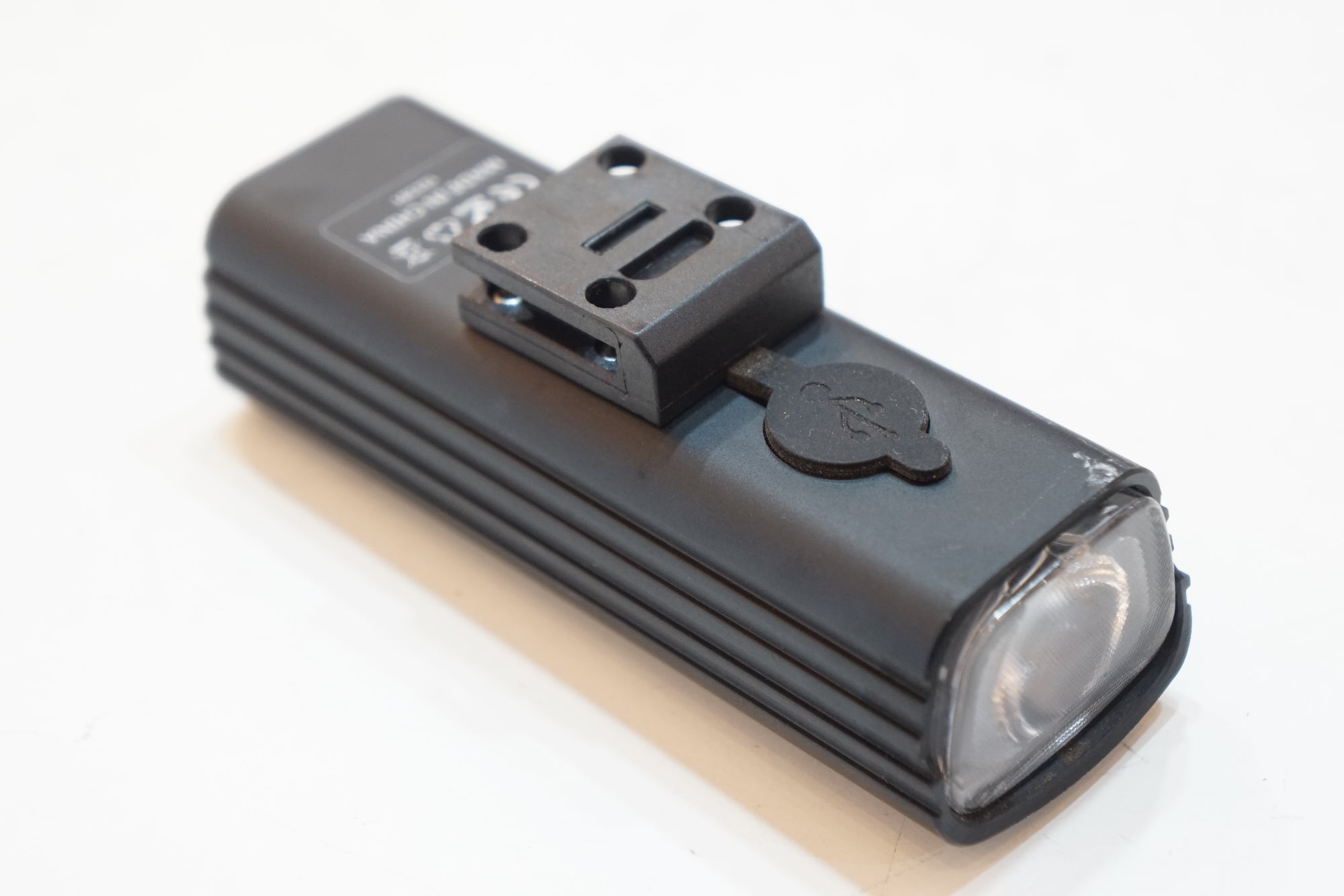 SERFAS 「サーファス」 E-LUME 350 フロントライト / バイチャリ浦和ベース
