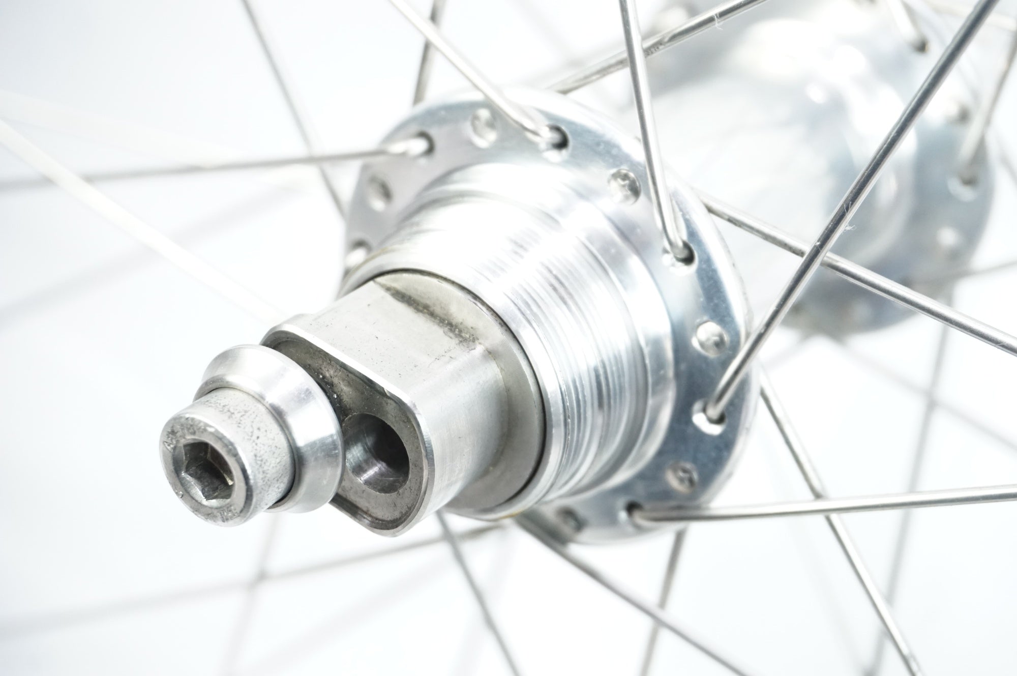 ZIPP 「ジップ」 404 カーボンリム WHITE INDUSTRIES ONE