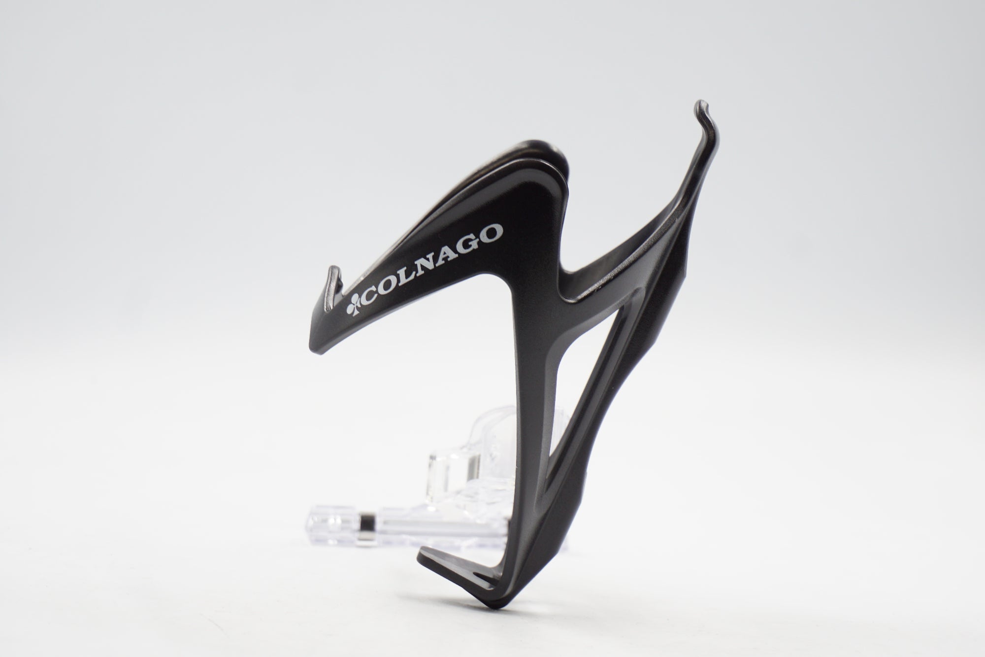 【ほぼ新品】COLNAGO純正カーボン製ボトルケージ 34g（2個セット） COLNAGO 「コルナゴ」 ボトルケージ / 奈良店 ｜ バイチャリ公式
