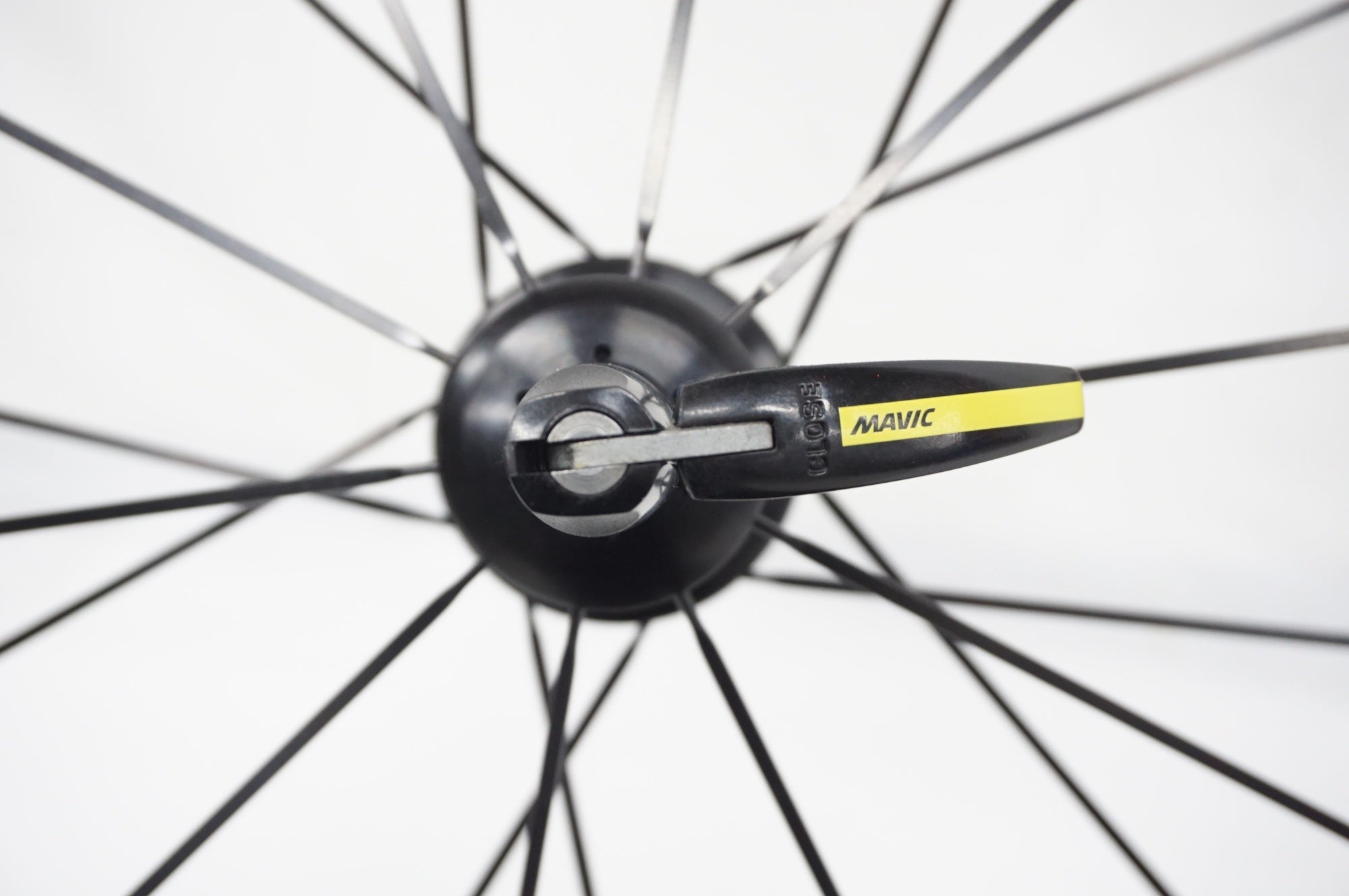 MAVIC 「マビック」 COSMIC PRO CARBON シマノ11速 ホイールセット / 阪急塚口店