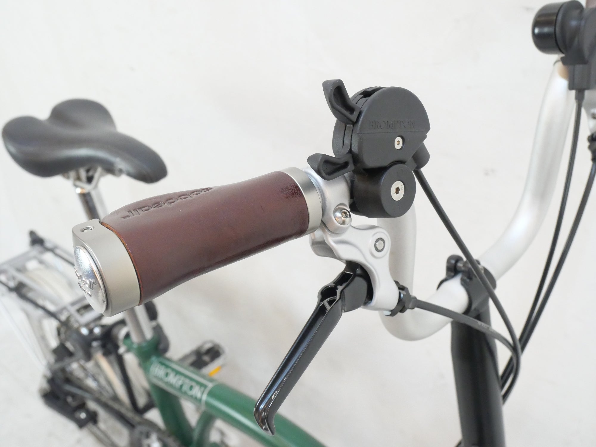 BROMPTON 「ブロンプトン」 M6R 2014年モデル 16インチ 折り畳み自転車 / バイチャリ浦和ベース