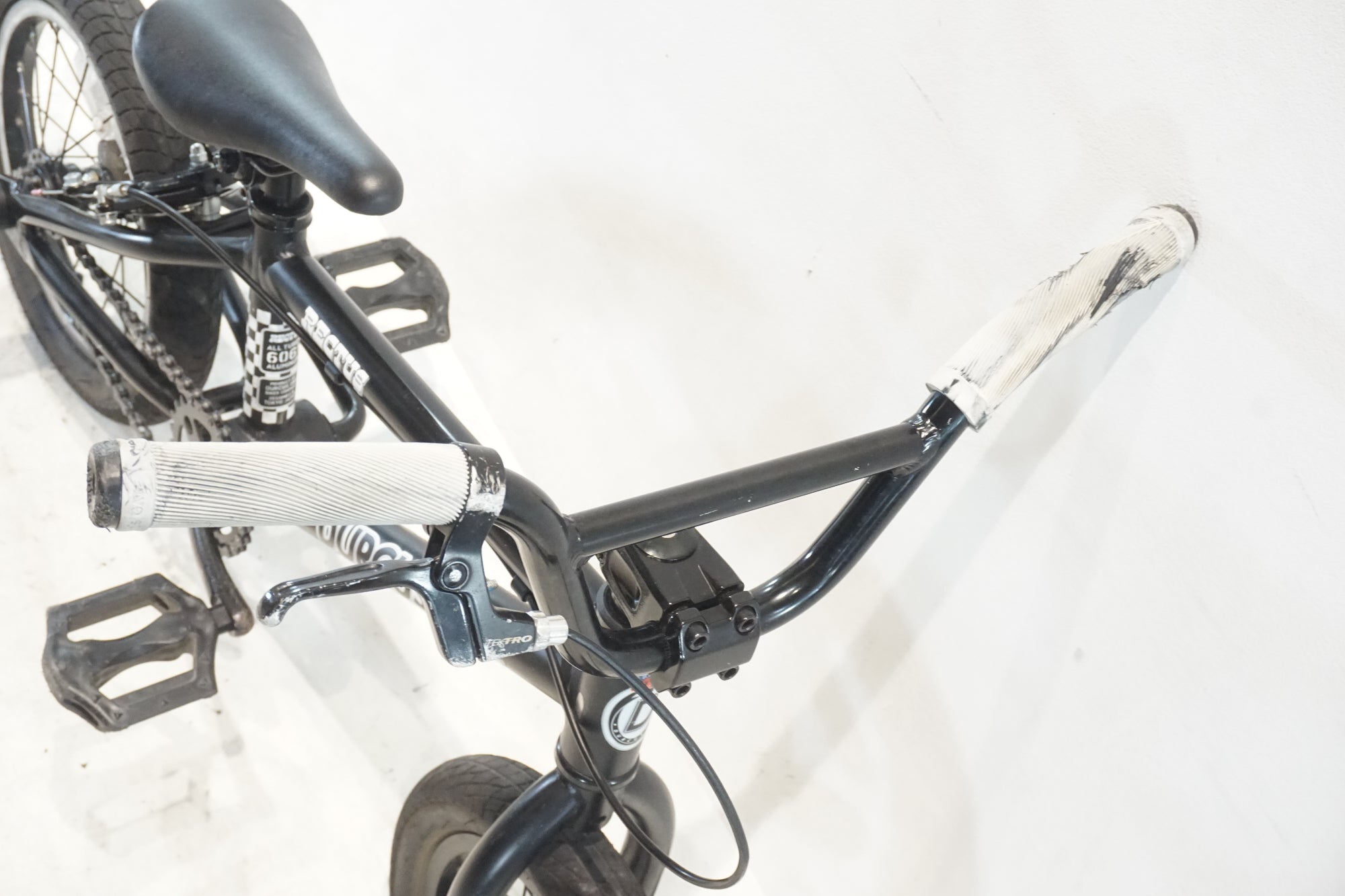 bmx 14インチ　ダーカスワン　引き取り限定価格 bmx 14インチ ダーカスワン 引き取り限定価格