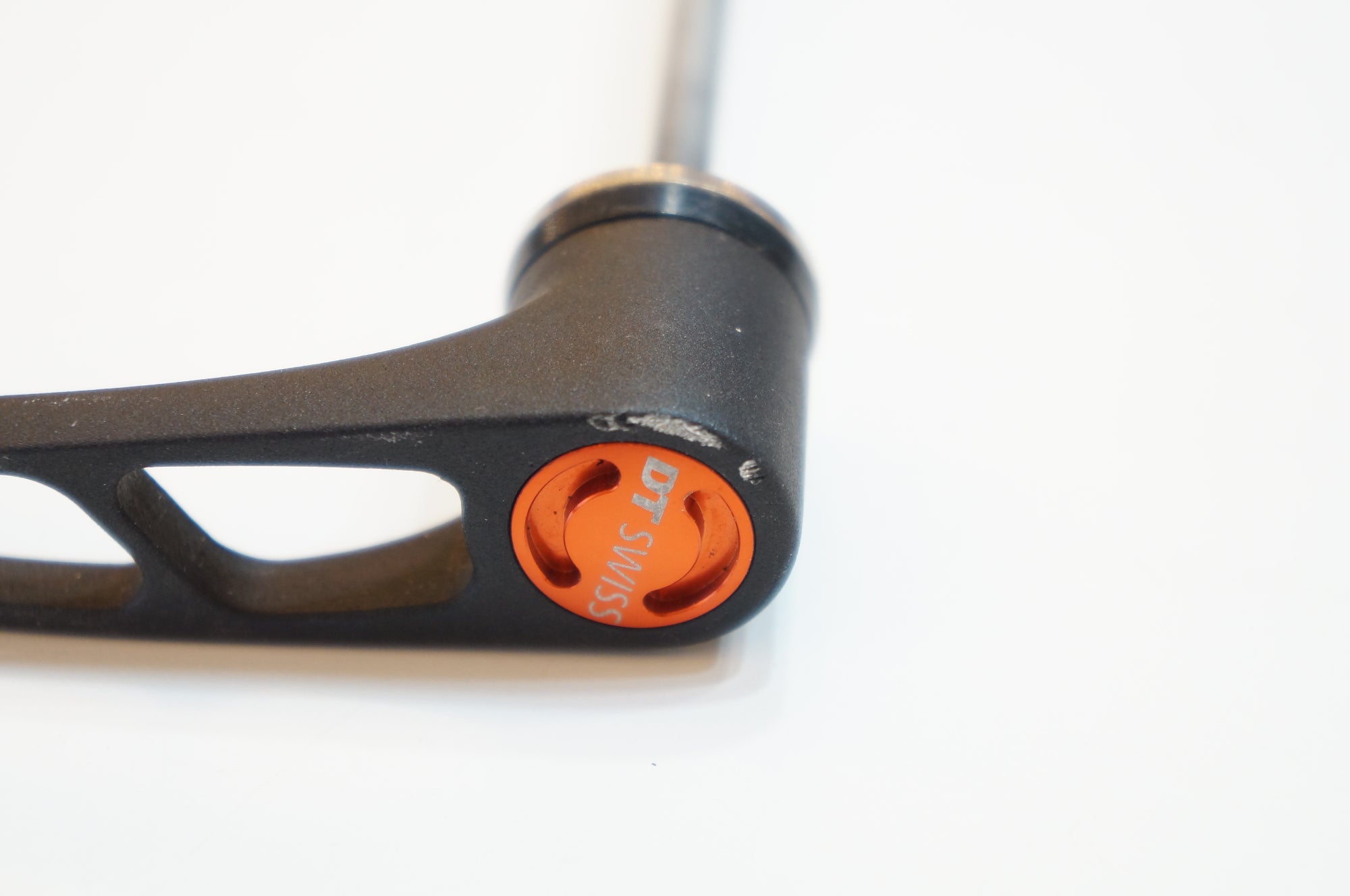 DT SWISS 「ディーティースイス」 RWS 10 ALU ROAD 100/130mm クイックリリースレバーセット / バイチャリ浦和ベース