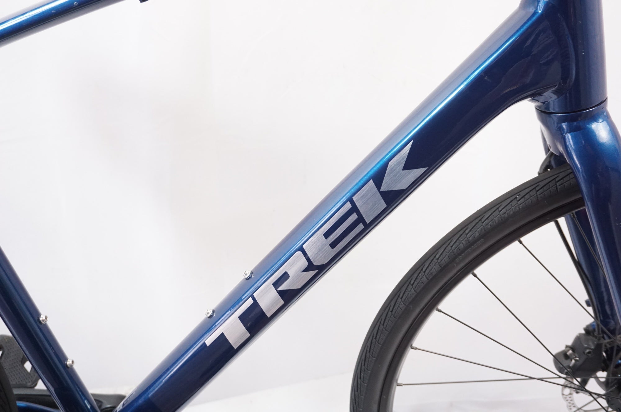 TREK 「トレック」 FX2 GEN4 2025年モデル クロスバイク / 世田谷店