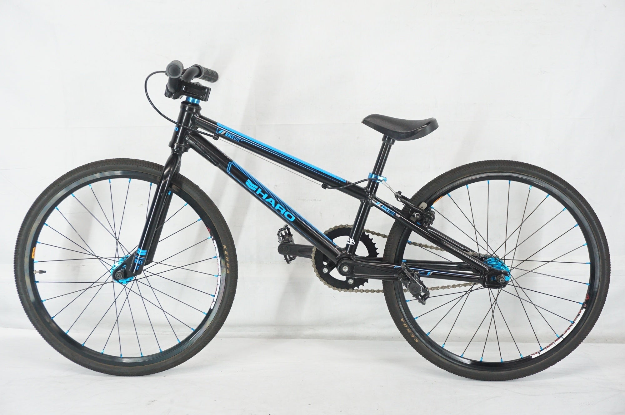 HARO 「ハロー」 RACELITE 2015年モデル 20インチ BMX / 阪急塚口店