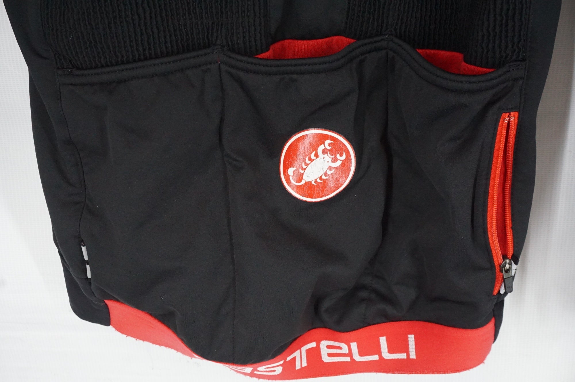 CASTELLI 「カステリ」 Sサイズ 冬用ジャケット / 阪急塚口店