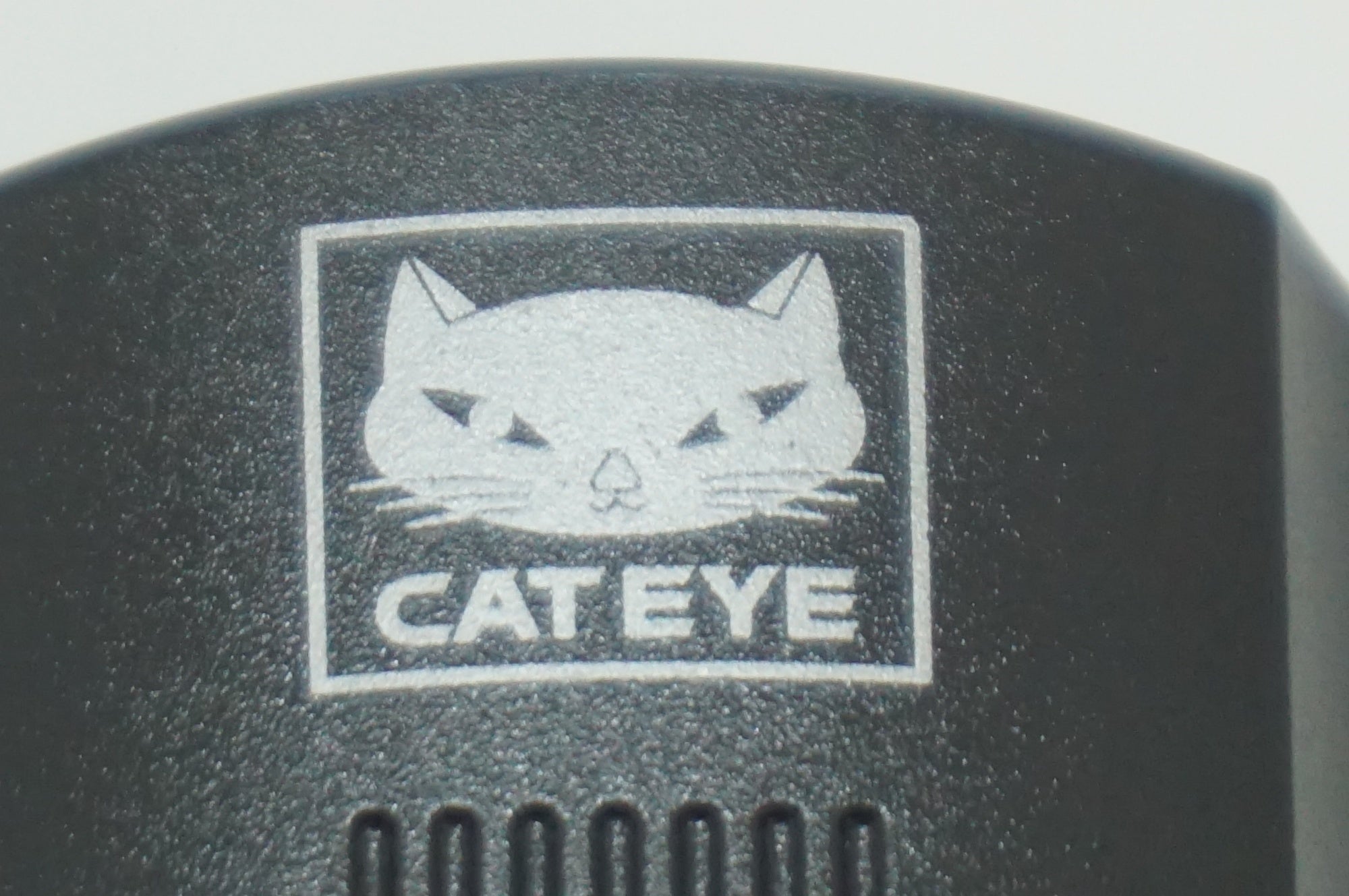 CATEYE 「キャットアイ」 AMPP300N フロントライト / 福岡店