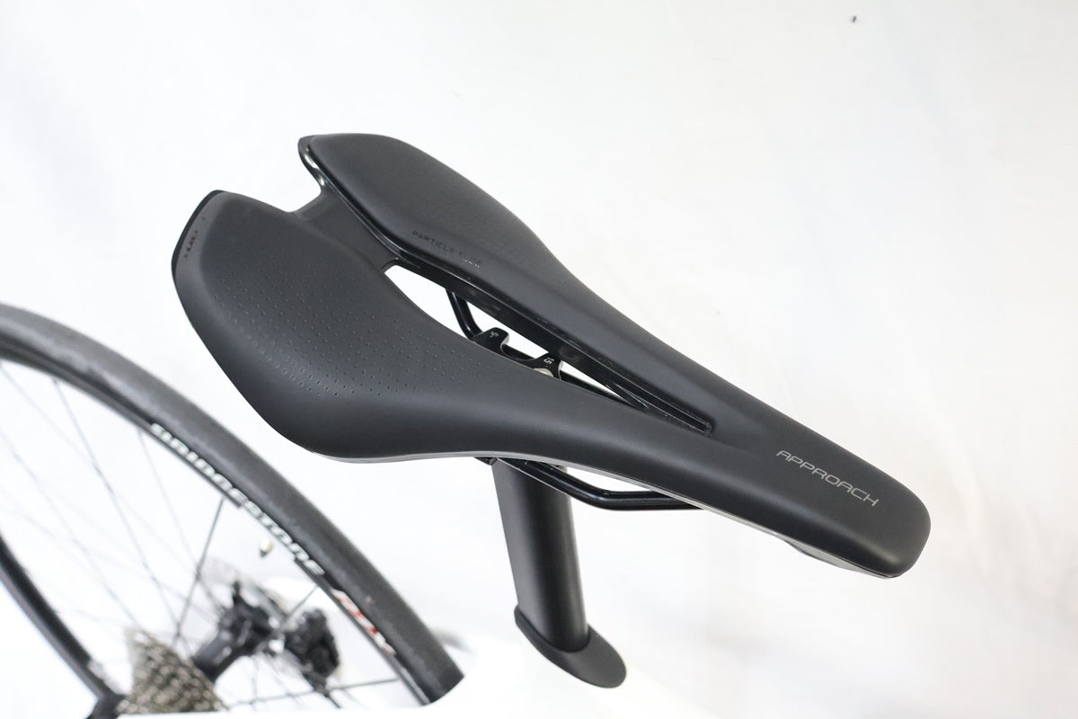 GIANT 「ジャイアント」 TCR ADVANCED 1 DISC KOM 2023年モデル ロードバイク / 高知店