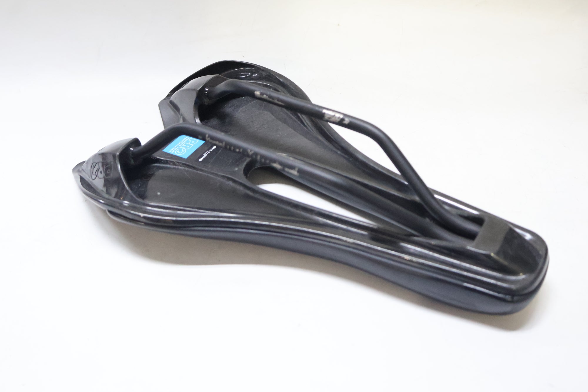 SHIMANO 「シマノ」 PRO AEROFUEL サドル / 高知店