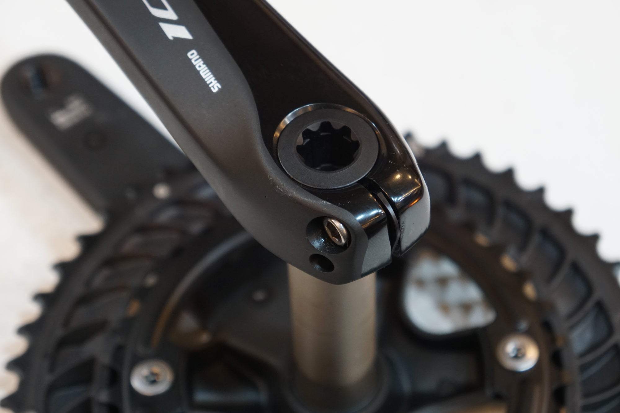 SHIMANO 「シマノ」 105 FC-R7000 50-34T 170mm クランクセット