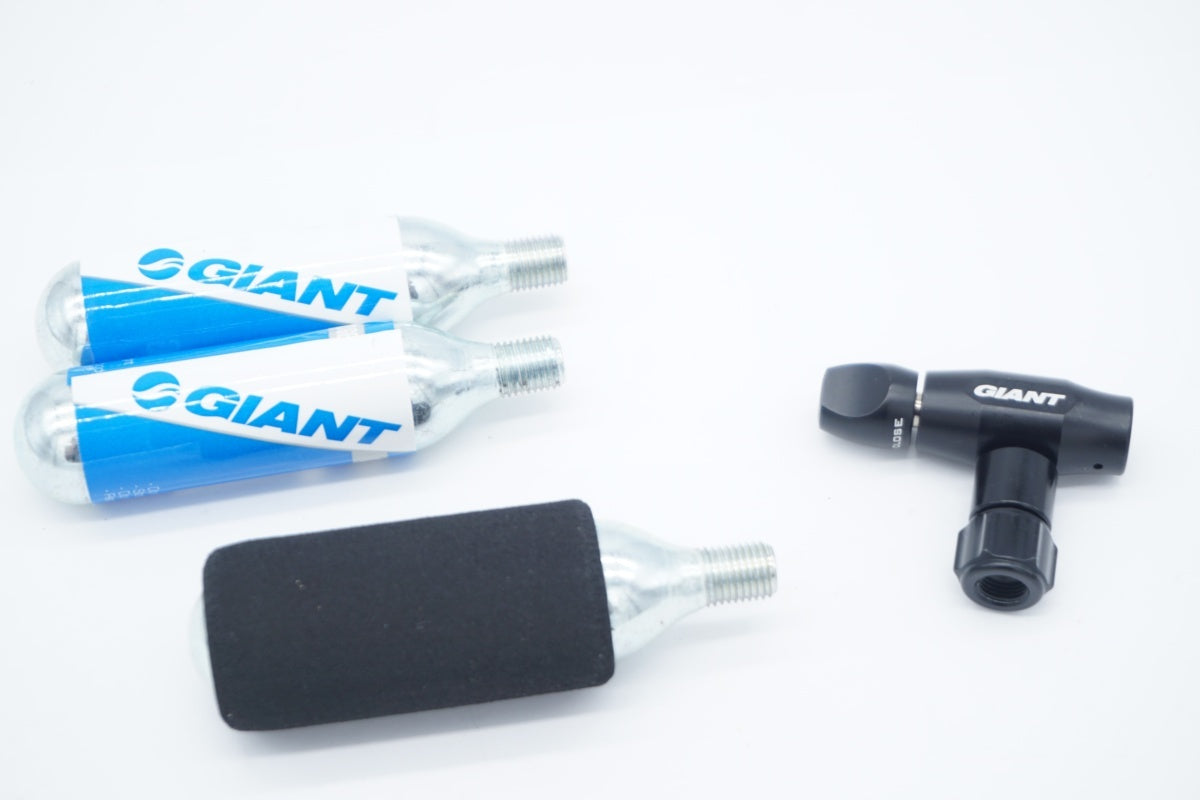 GIANT 「ジャイアント」 CO2ボンベセット / 滋賀大津店