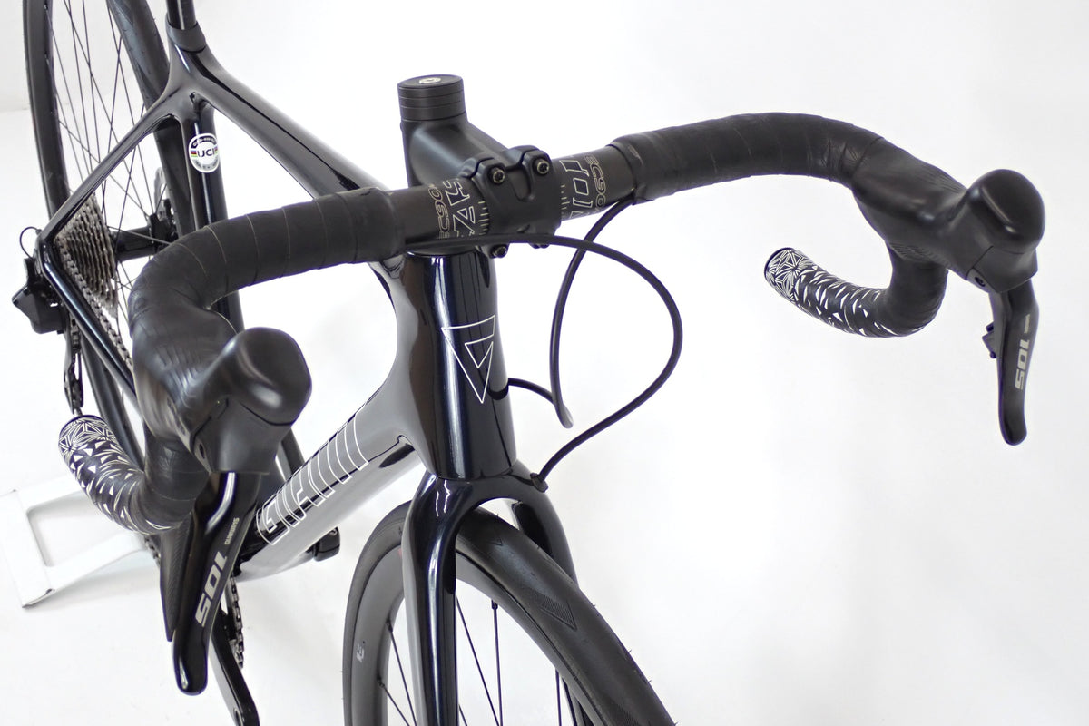 GIANT 「ジャイアント」 TCR ADVANCED1 DISC KOM 2023年モデル ロードバイク / 伊勢崎店