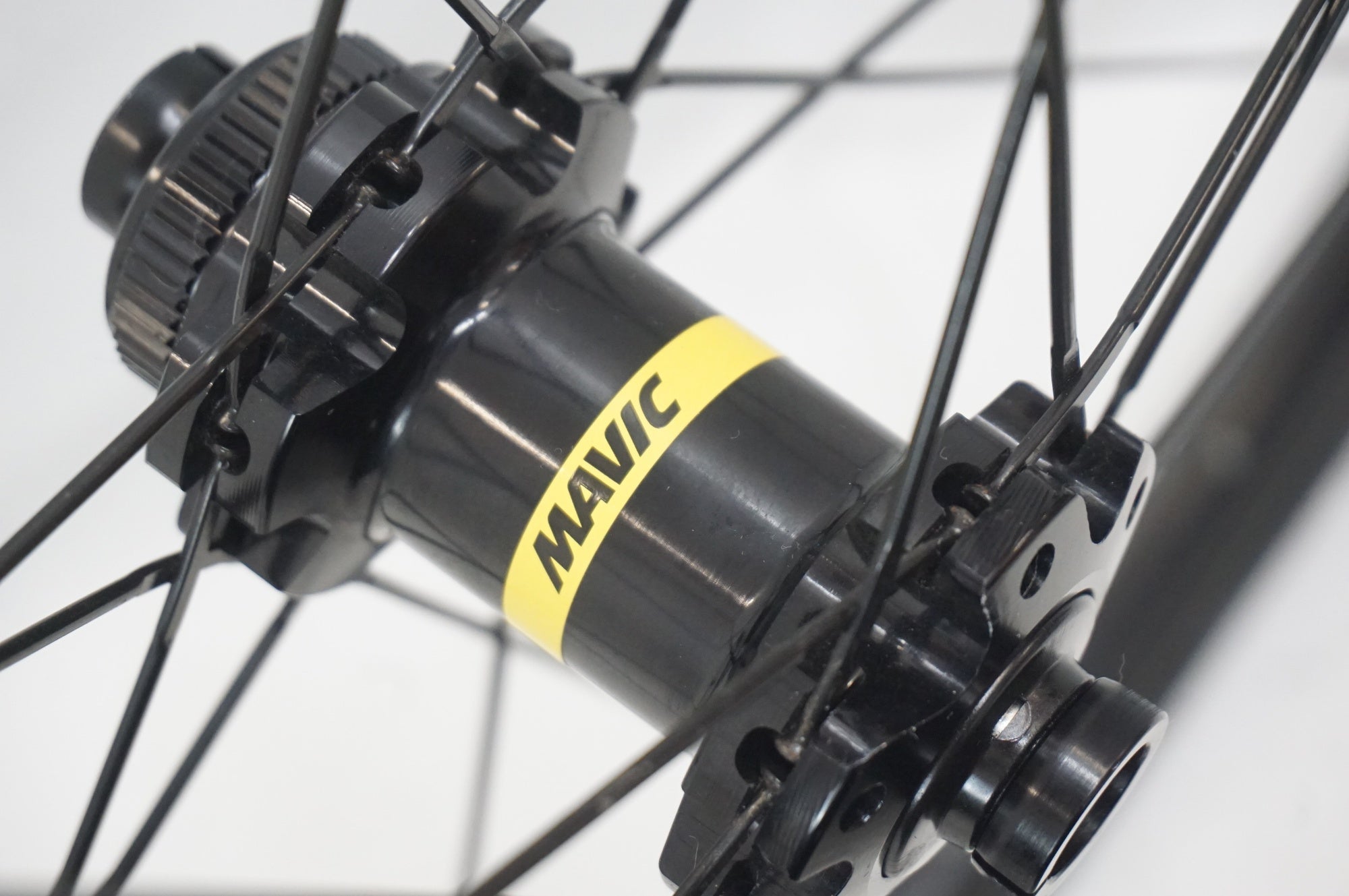 MAVIC 「マヴィック」 AKSIUM DISC シマノ11速 ホイールセット / 福岡アイランドシティ店