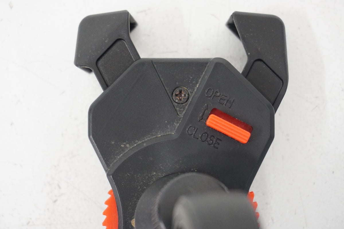 TIAKIA「ティアキア」 スマホホルダー / 浜松店