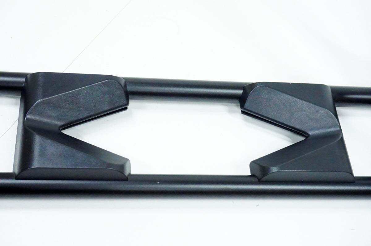 IWA 「イワ」 A01V SPECIAL ディスプレイスタンド / 名古屋大須店