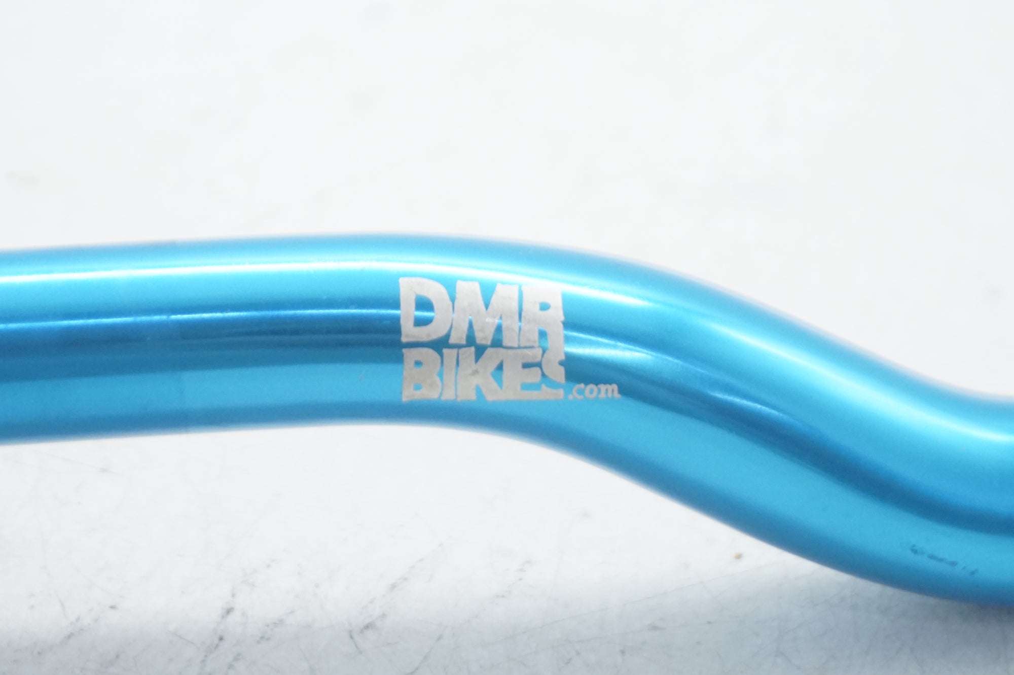 DMR 「ディーエムアール」 BIKE WINGBAR φ25.4 485mm ライザーバー / 大阪門真店