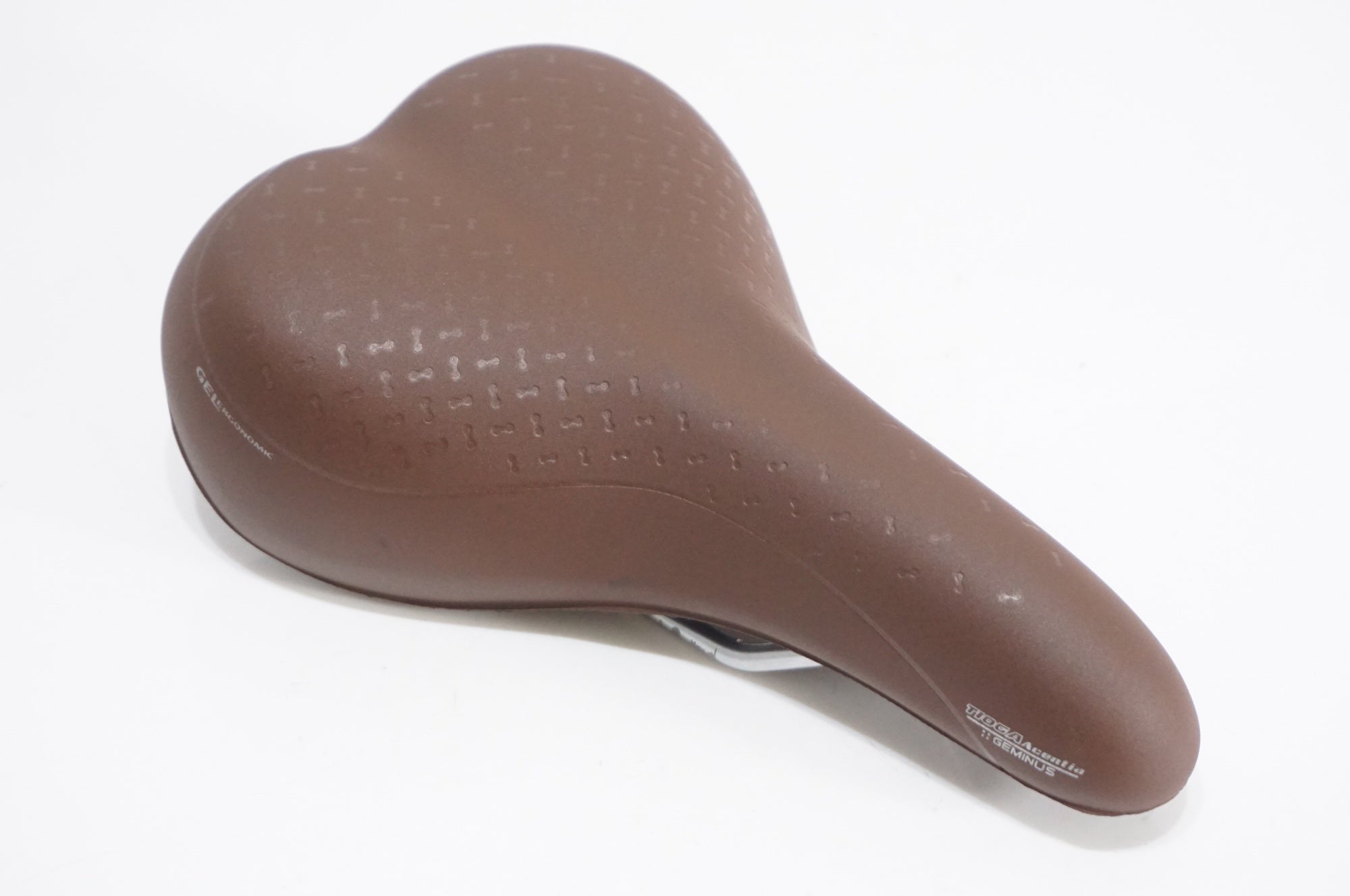 TIOGA 「タイオガ」 ACENTIA GEMINUS サドル / AKIBA店