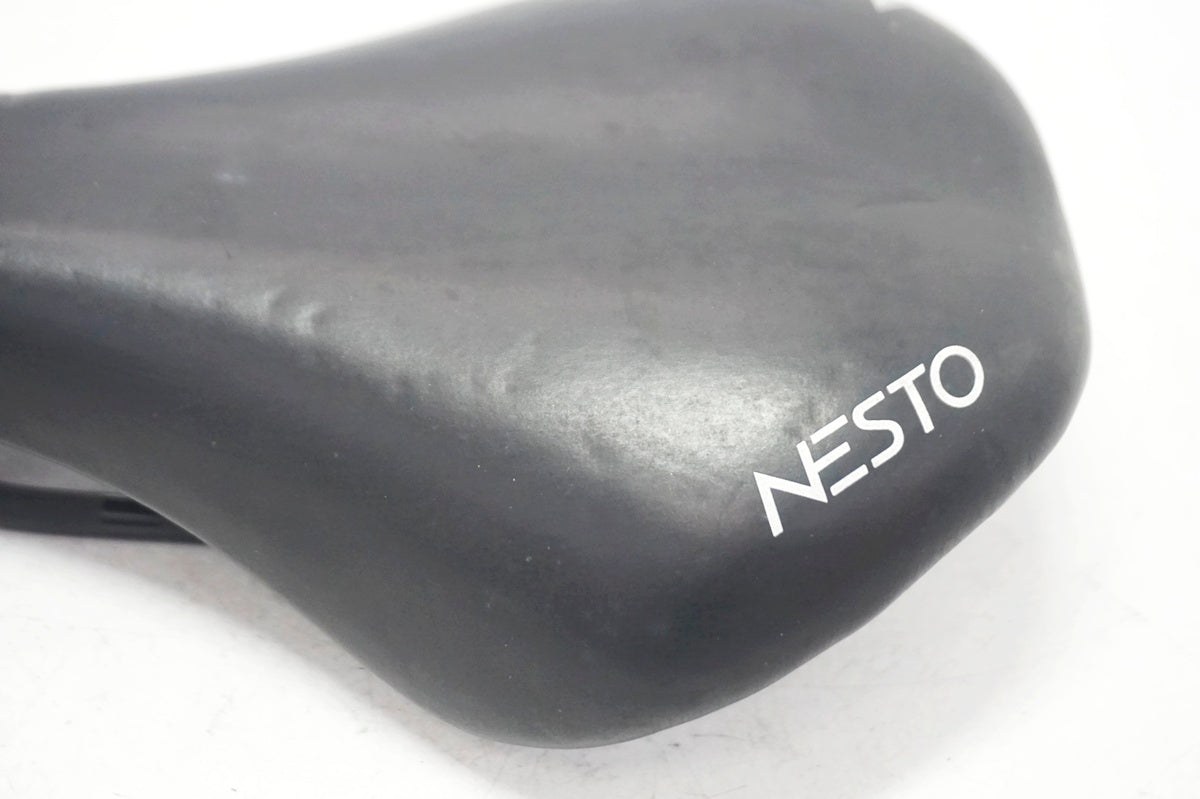 NESTO 「ネスト」 サドル / 大阪門真店