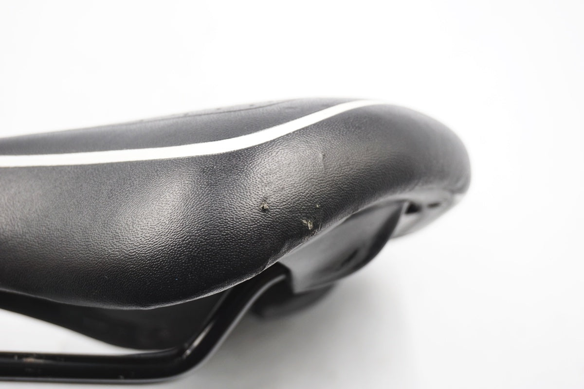 GORIX 「ゴリックス」 TOURING G100 サドル / 奈良店