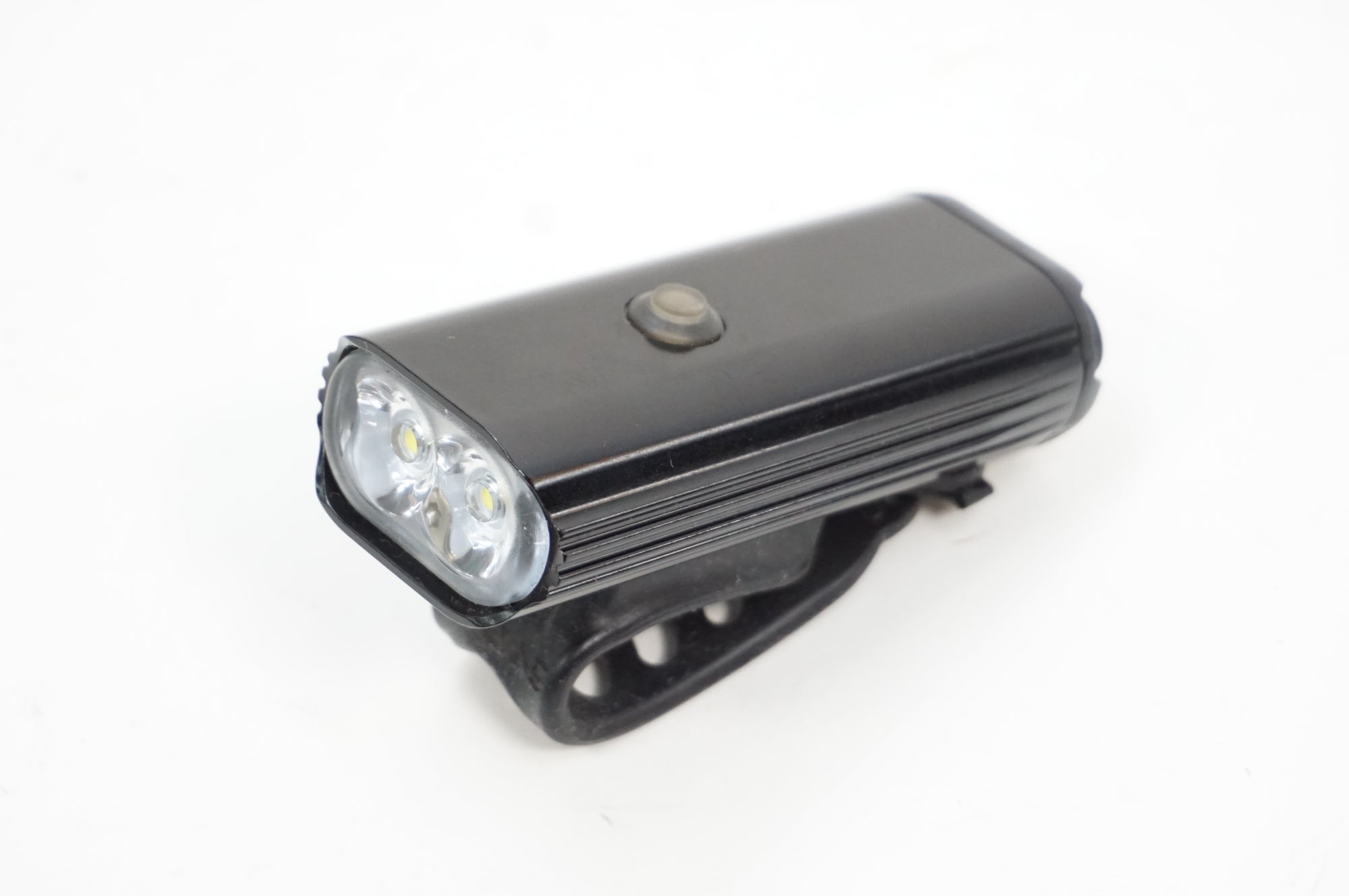 LEZYNE 「レザイン」 POWER DIRVE 1100 i フロントライト/ 川越店