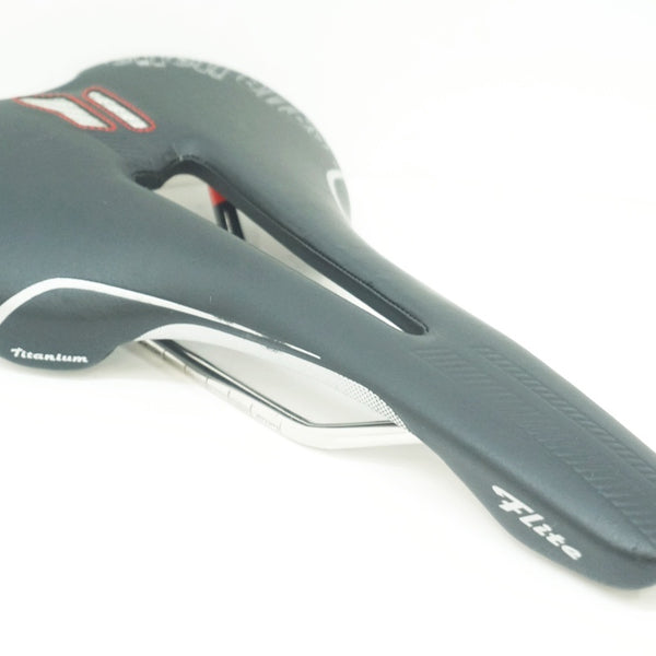 サドルselle italia Flite titanium transalp サドルselle italia Flite titanium transalp
