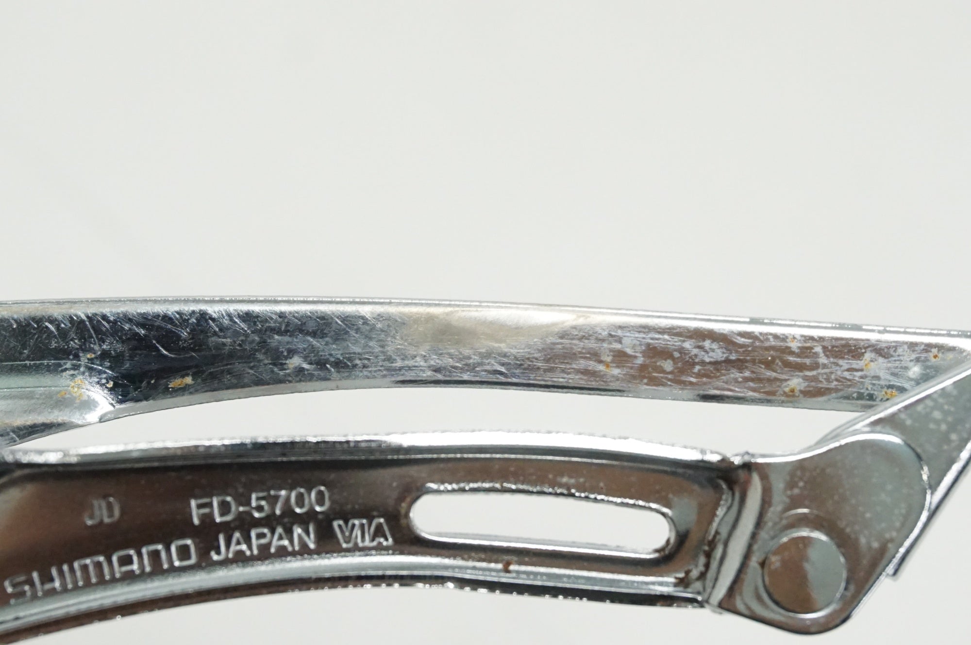 SHIMANO 「シマノ」 105 FD-5700 フロントディレイラー / 福岡店